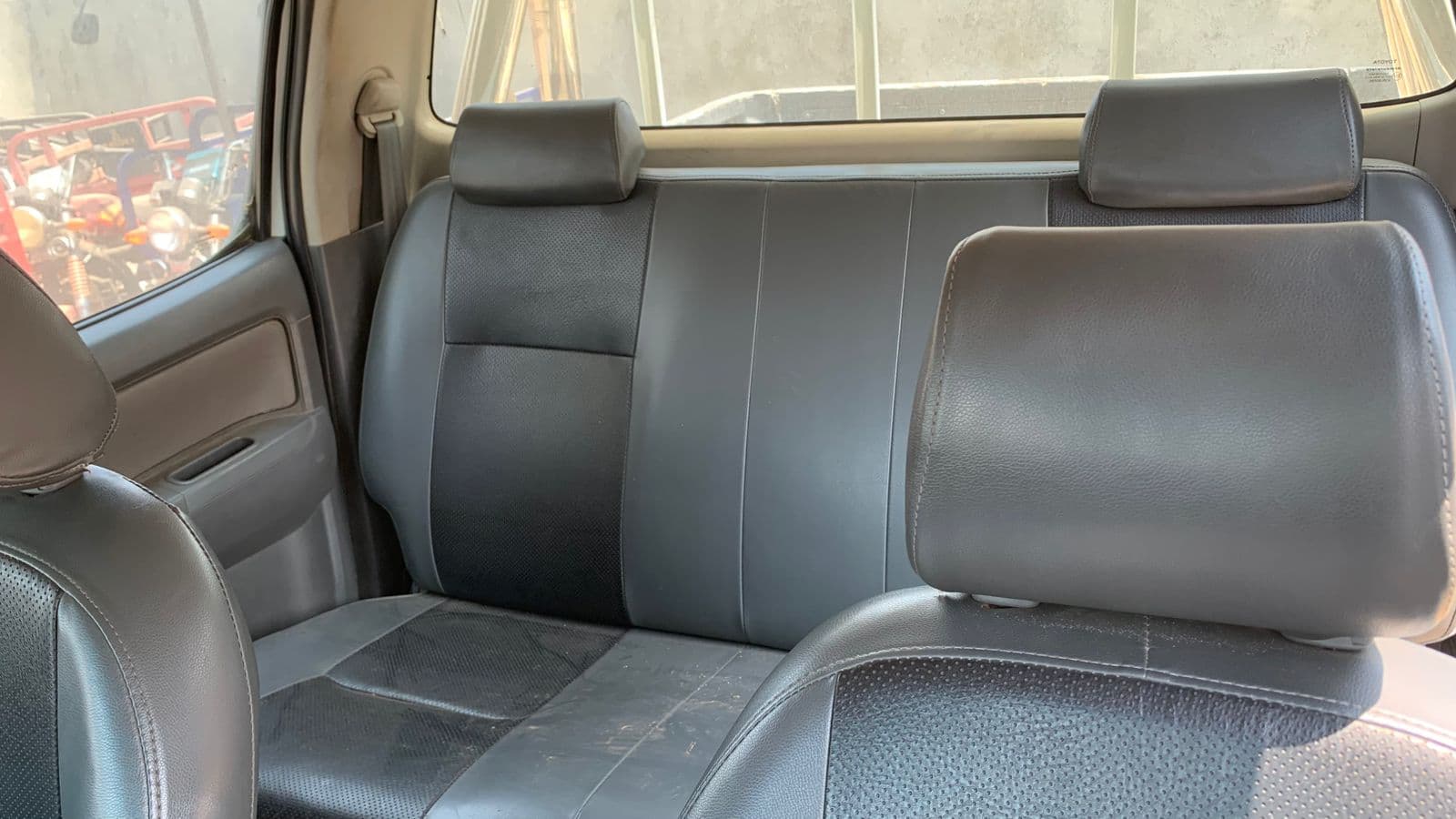 TOYOTA HILUX (Lubango) — image 4