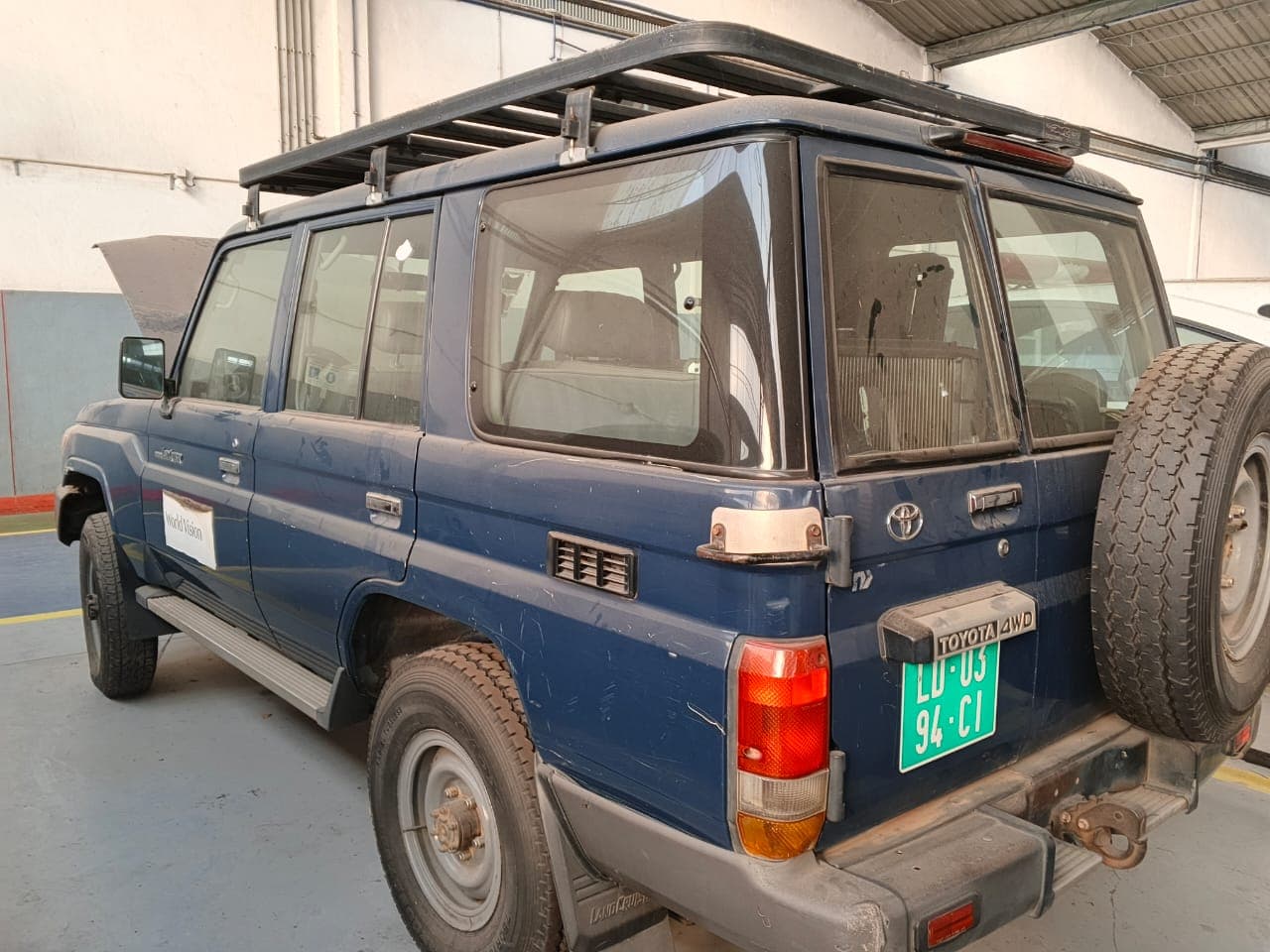 TOYOTA LAND CRUISER (Huambo)