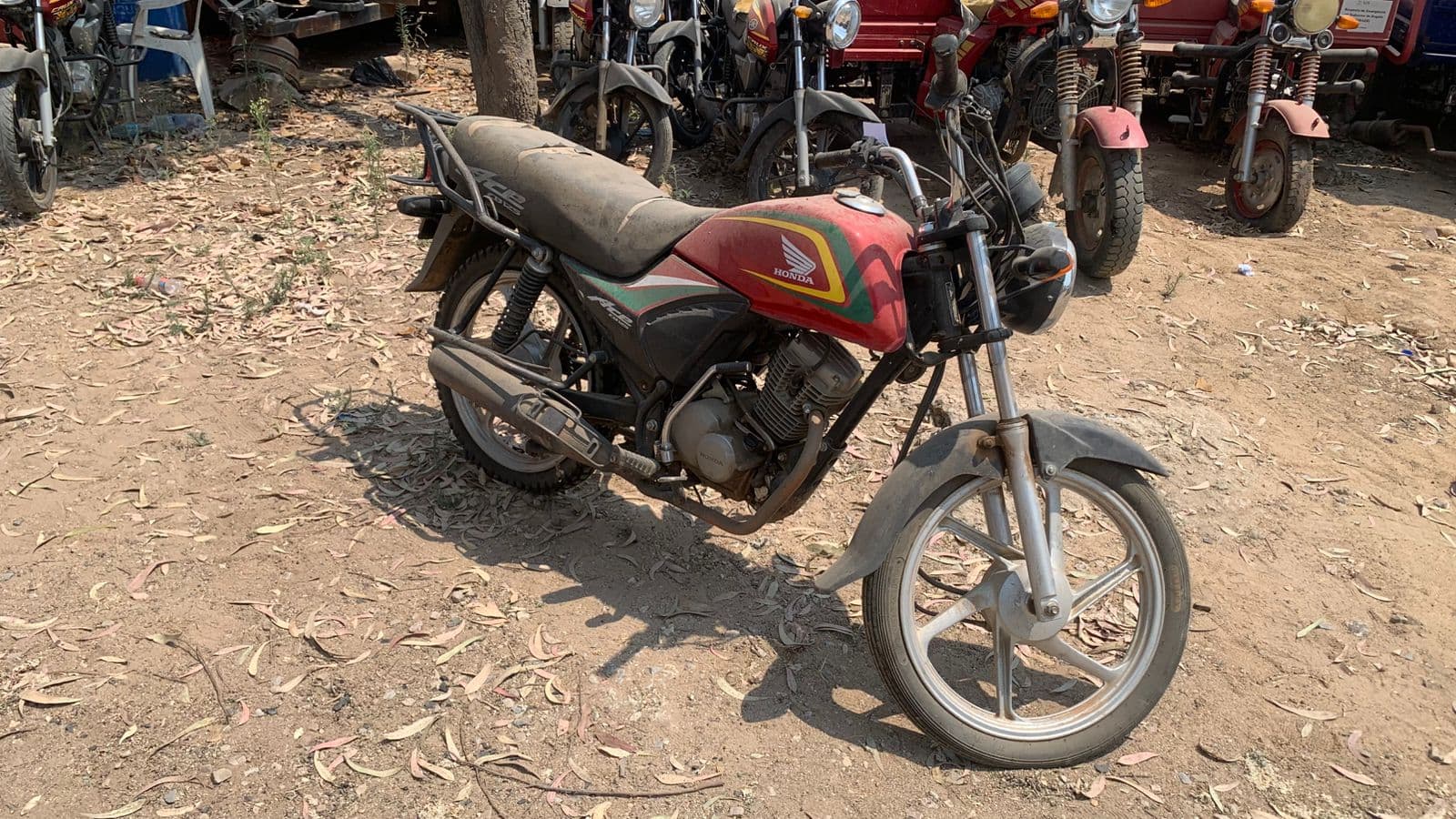 6 Motociclos Yamaha e Honda 125 — image 15