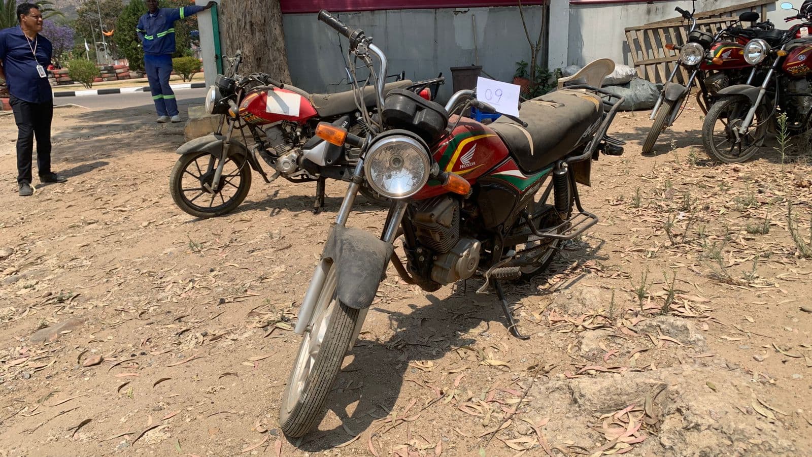 6 Motociclos Yamaha e Honda 125 — image 17