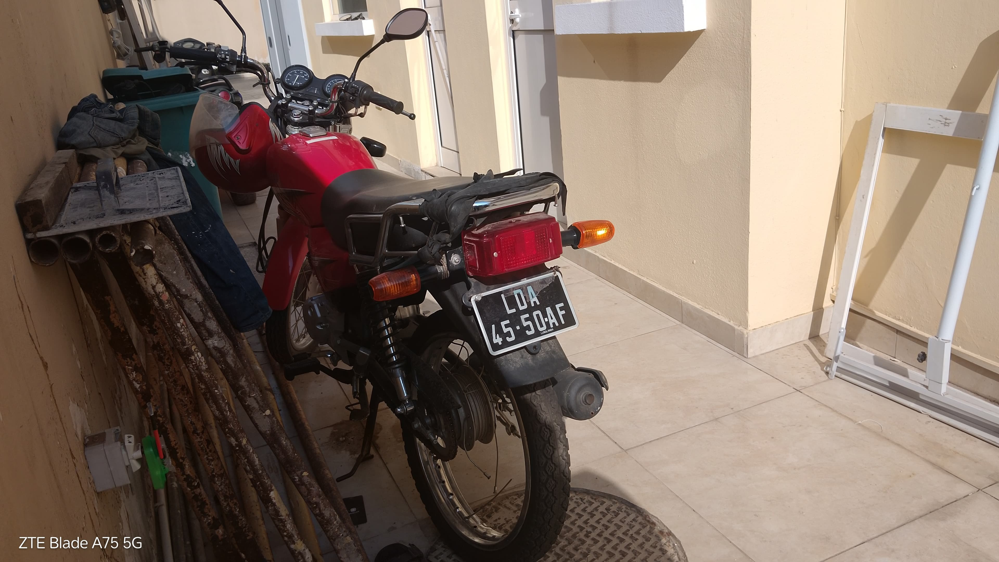 2 Motociclos Yamaha e Leopard — image 4