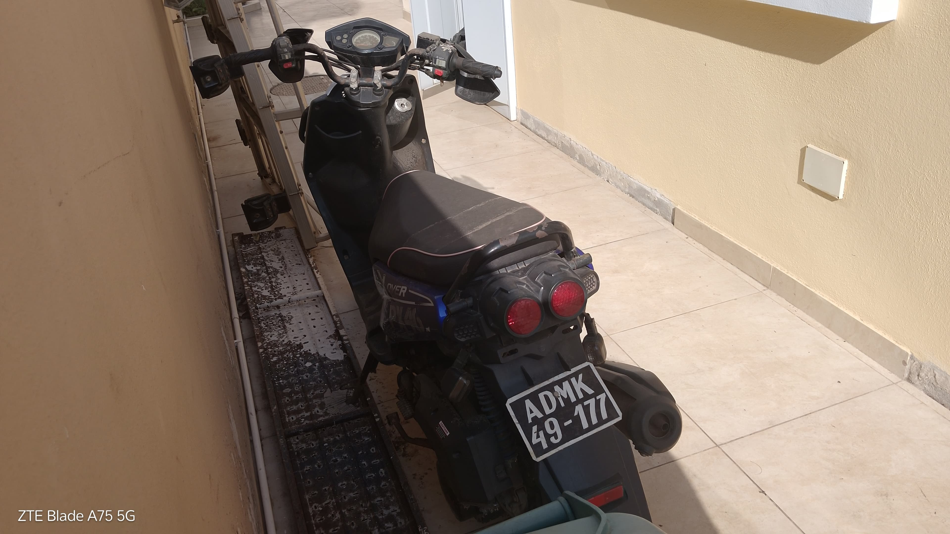 2 Motociclos Yamaha e Leopard — image 7