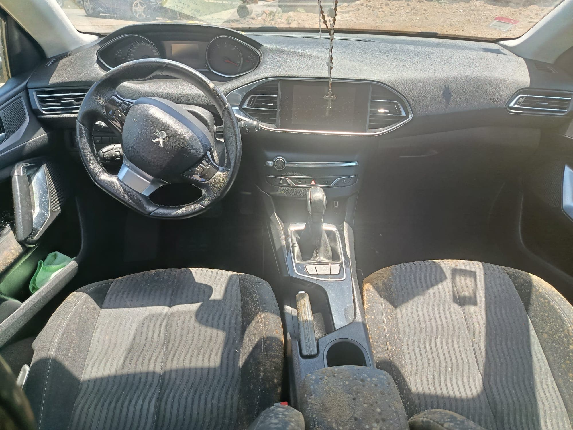 Peugeot 308 * Ano 2015 — image 10