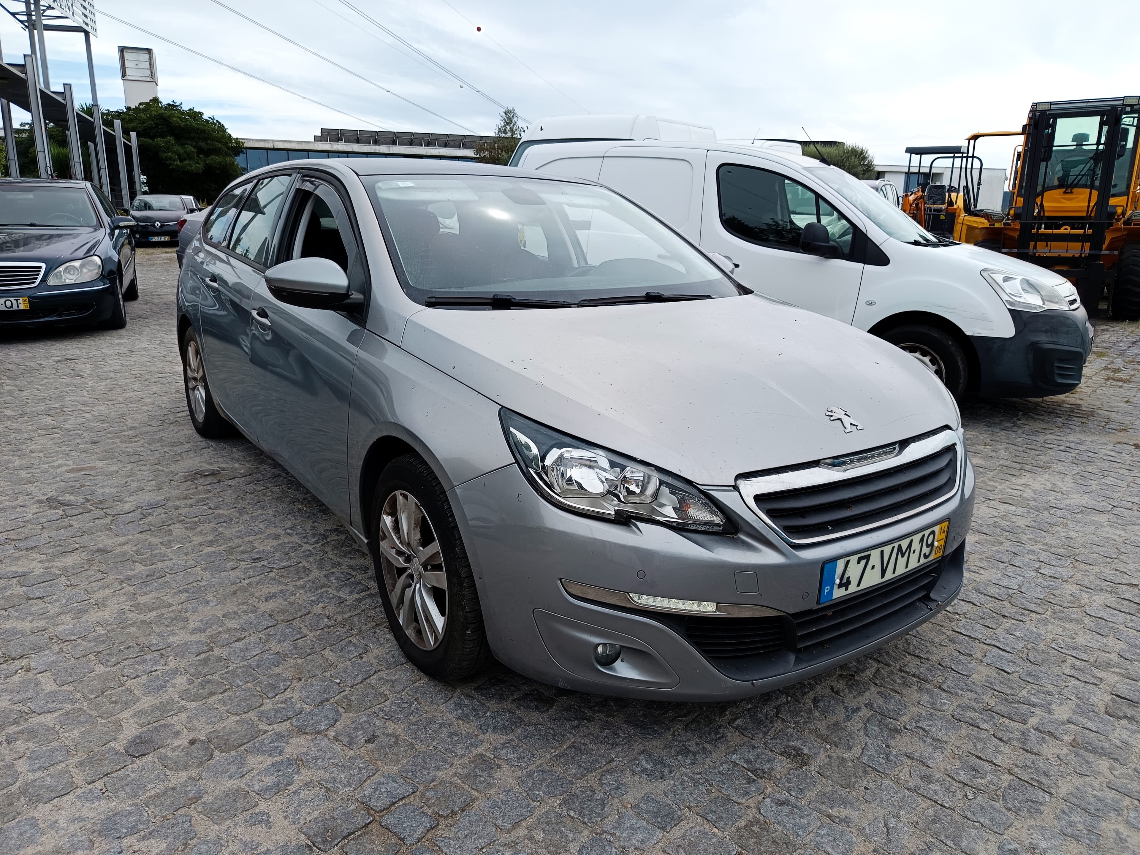 Peugeot 308 · Ano 2014 — image 3