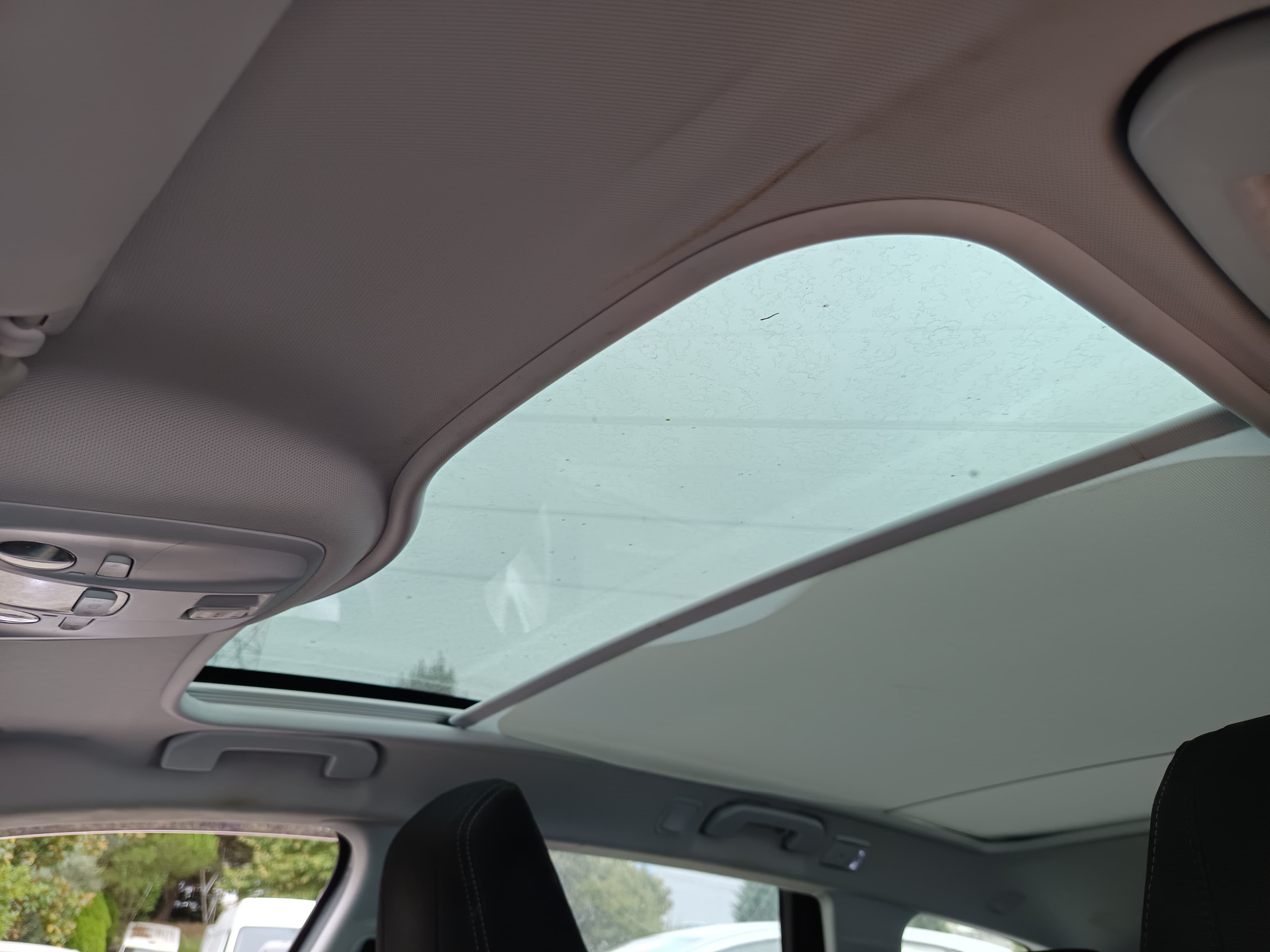 Peugeot 308 · Ano 2014 — image 45