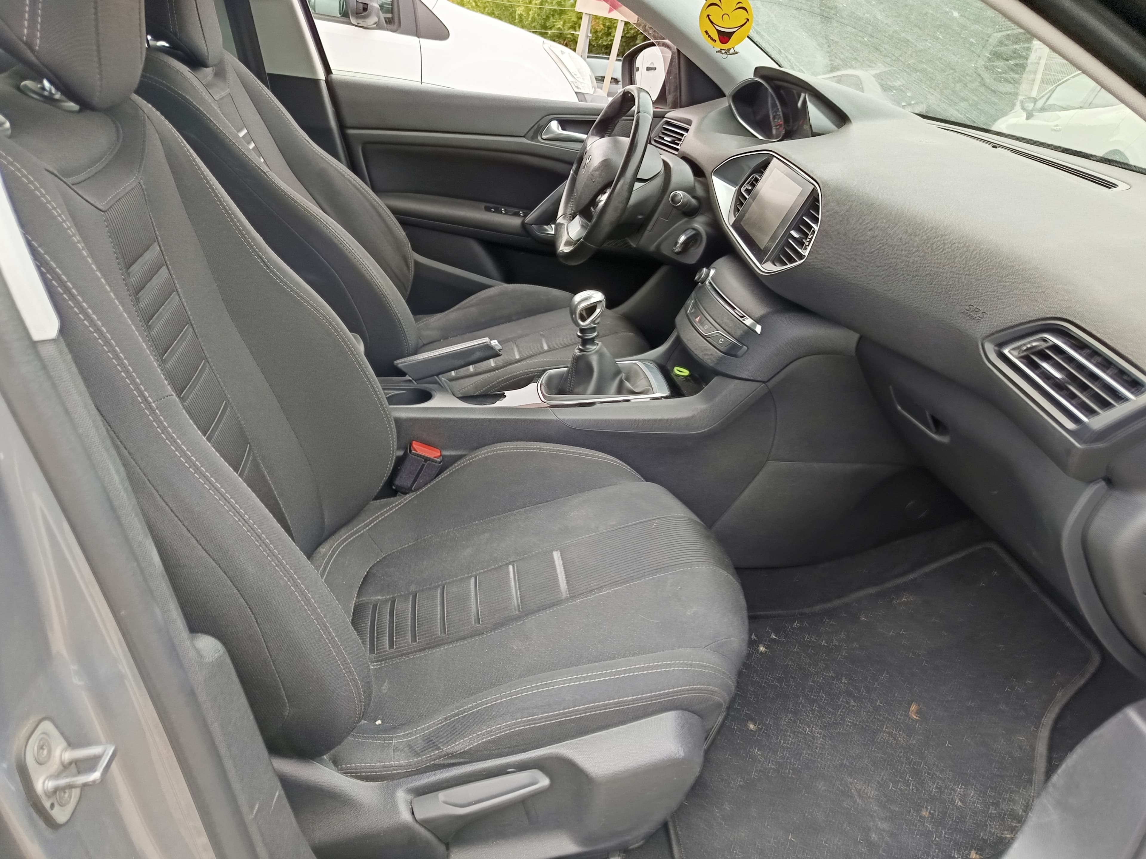 Peugeot 308 · Ano 2014 — image 29