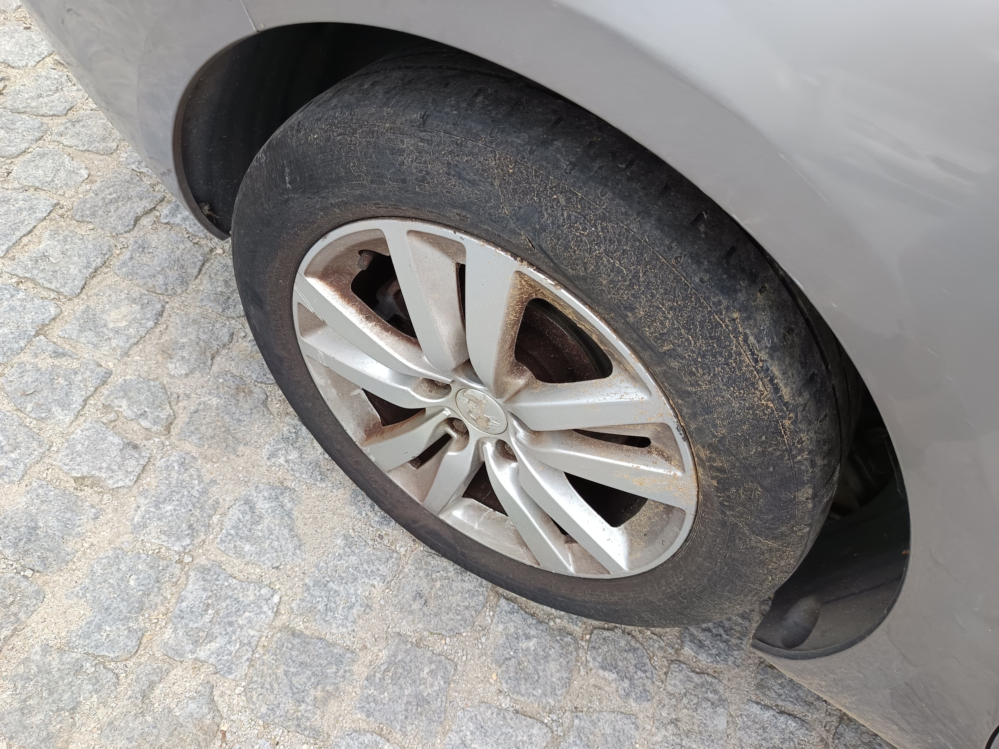 Peugeot 308 · Ano 2014 — image 9
