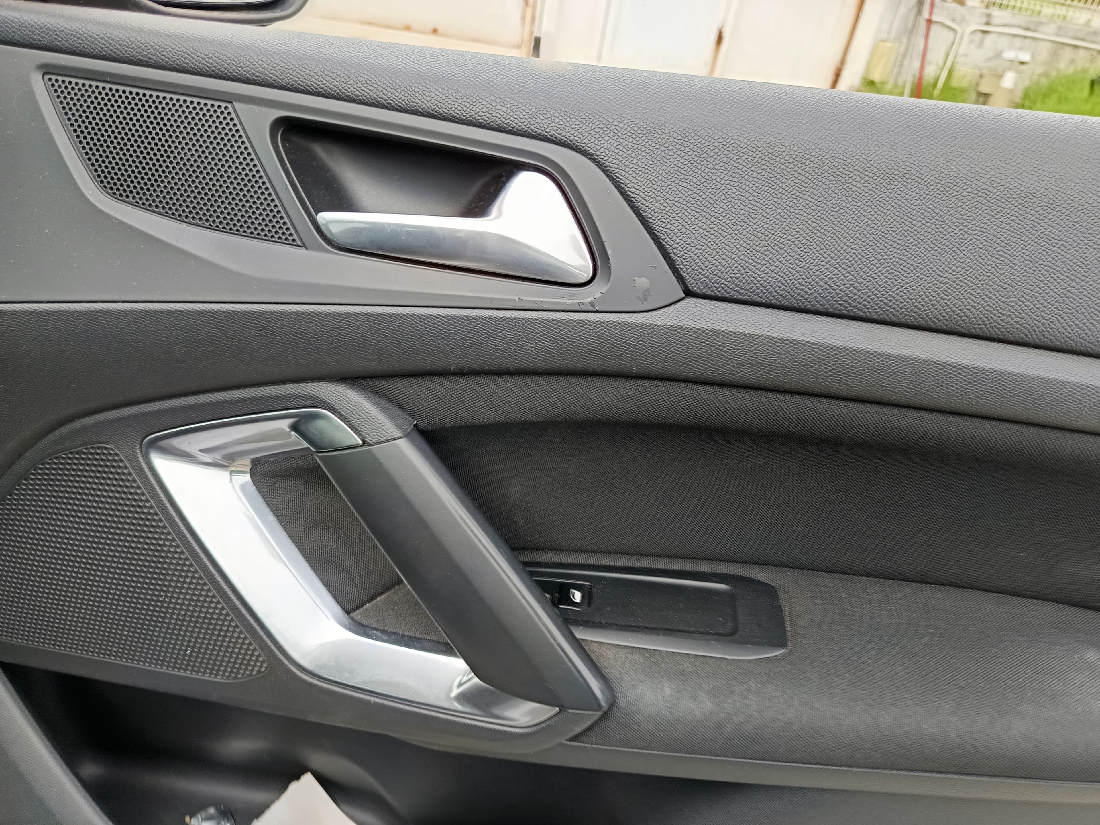 Peugeot 308 · Ano 2014 — image 28