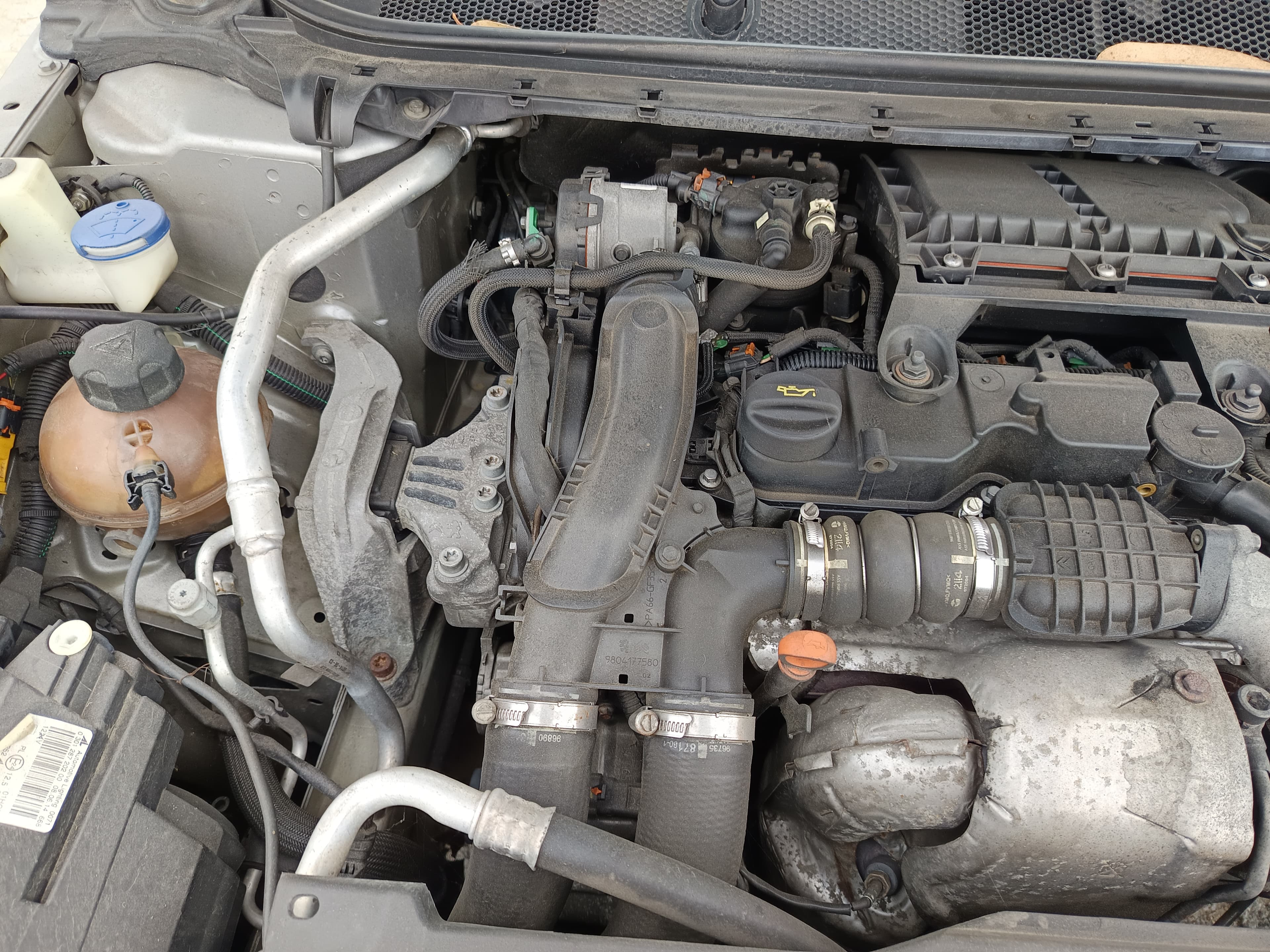 Peugeot 308 · Ano 2014 — image 20