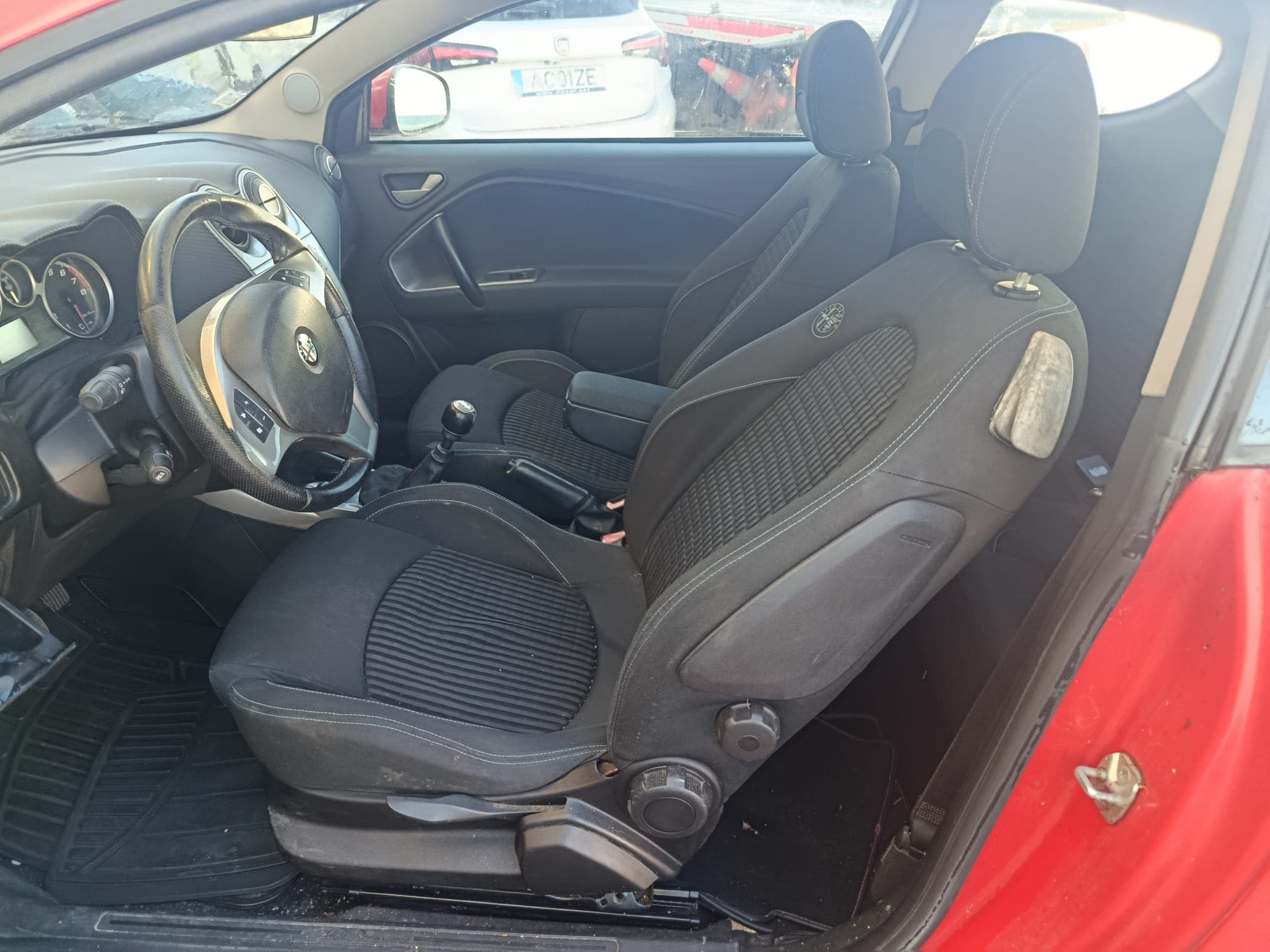 Alfa Romeu Mito · Ano 2008 — image 19
