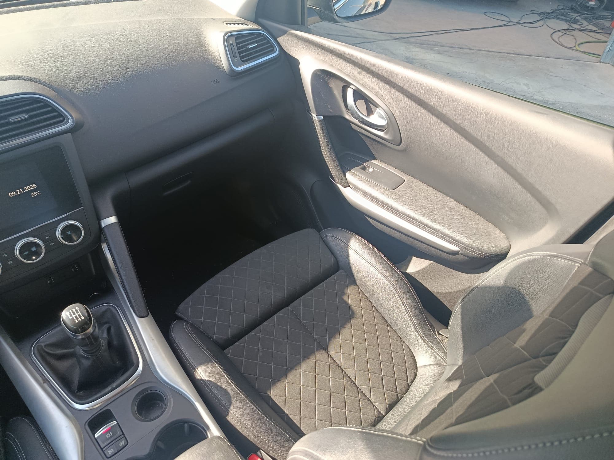 Renault Kadjar · Ano 2020 — image 33