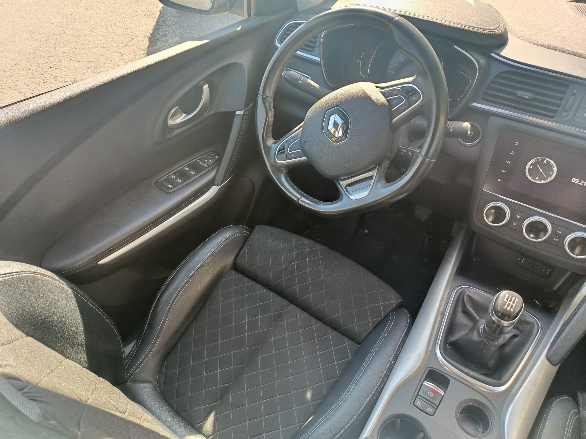 Renault Kadjar · Ano 2020 — image 31