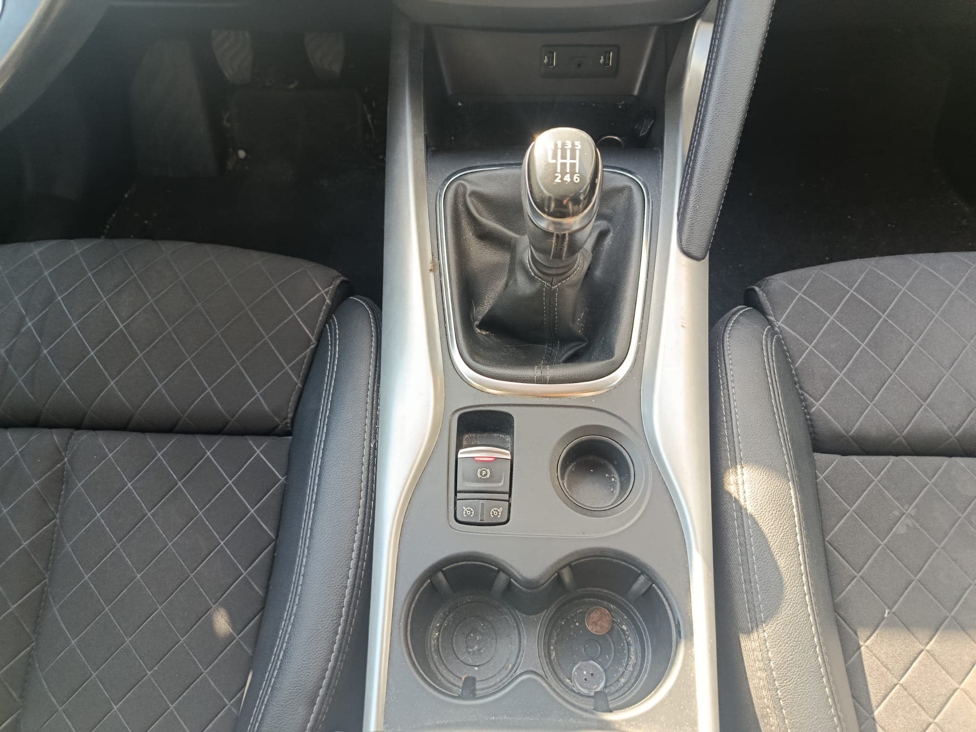 Renault Kadjar · Ano 2020 — image 32