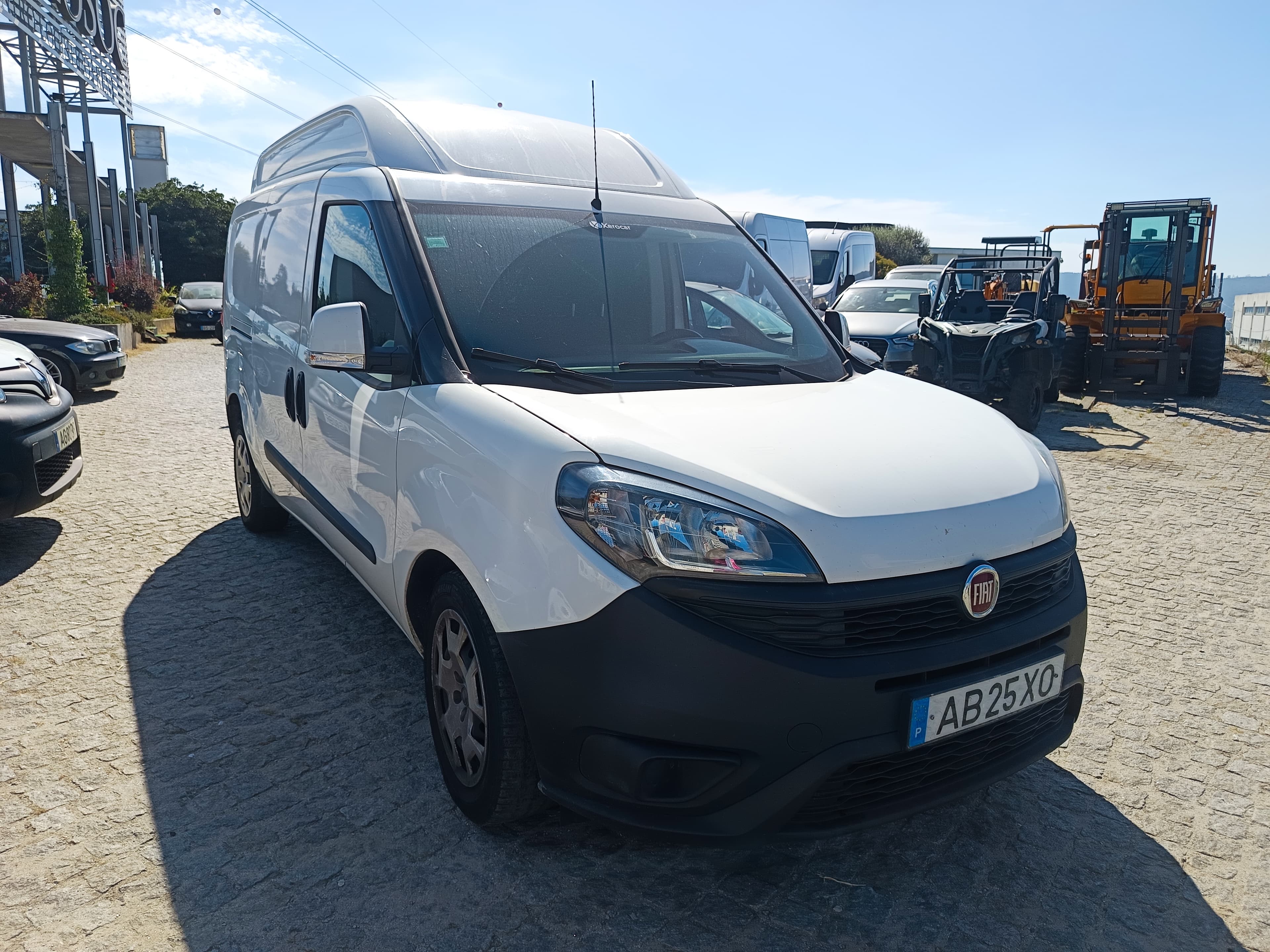 Fiat Doblo XL · Ano 2020 — image 3