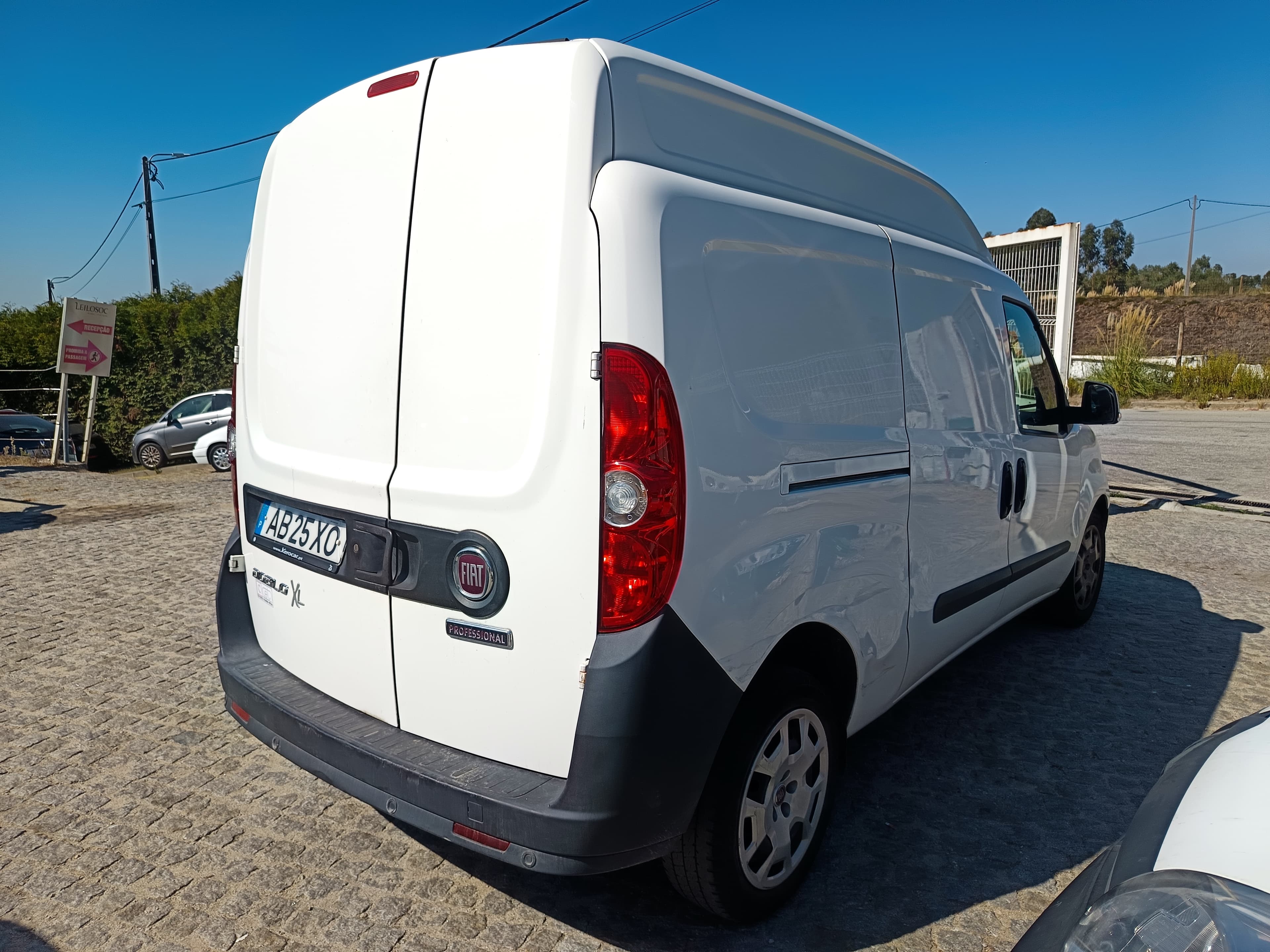 Fiat Doblo XL · Ano 2020 — image 4