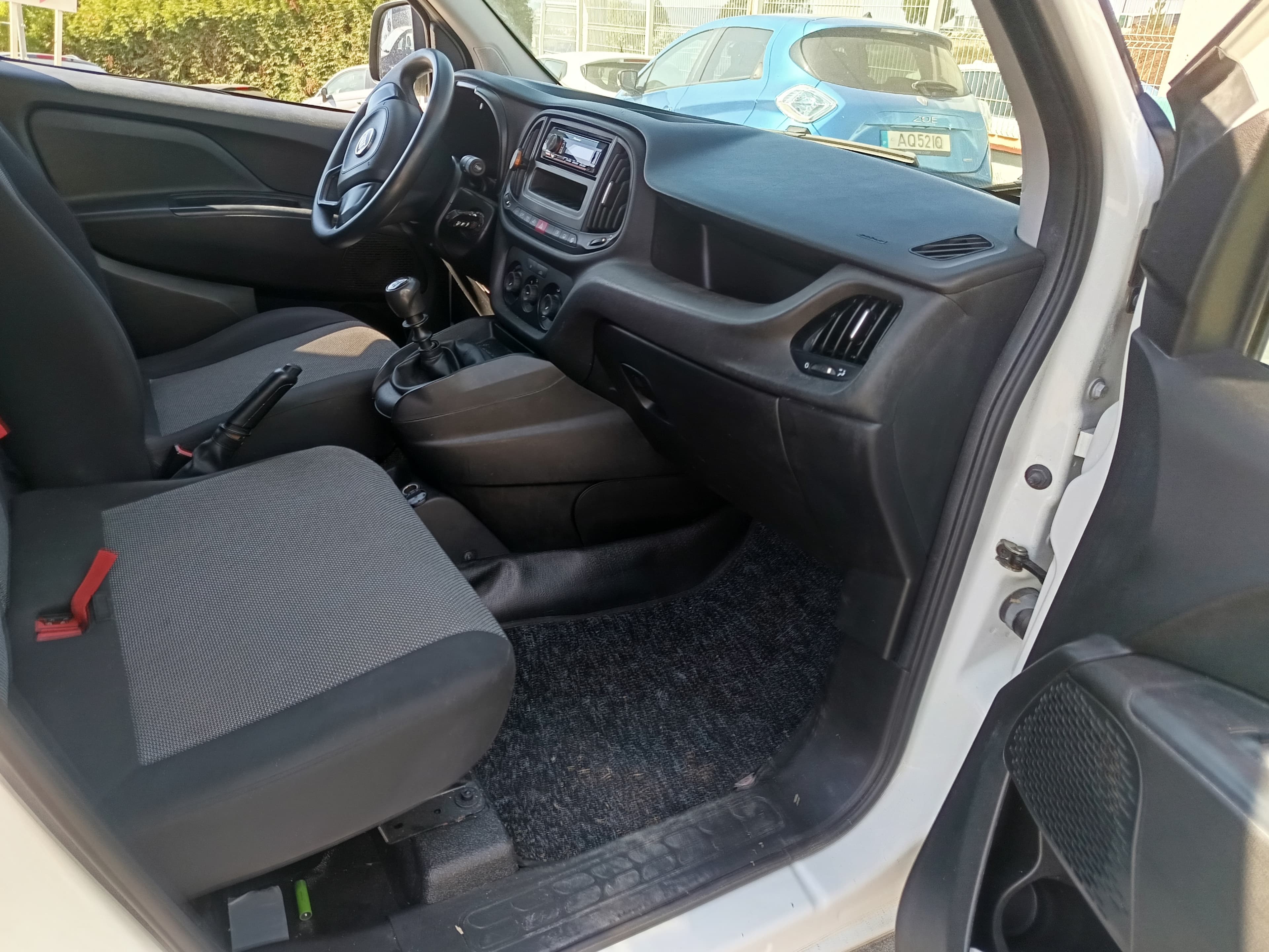 Fiat Doblo XL · Ano 2020 — image 21