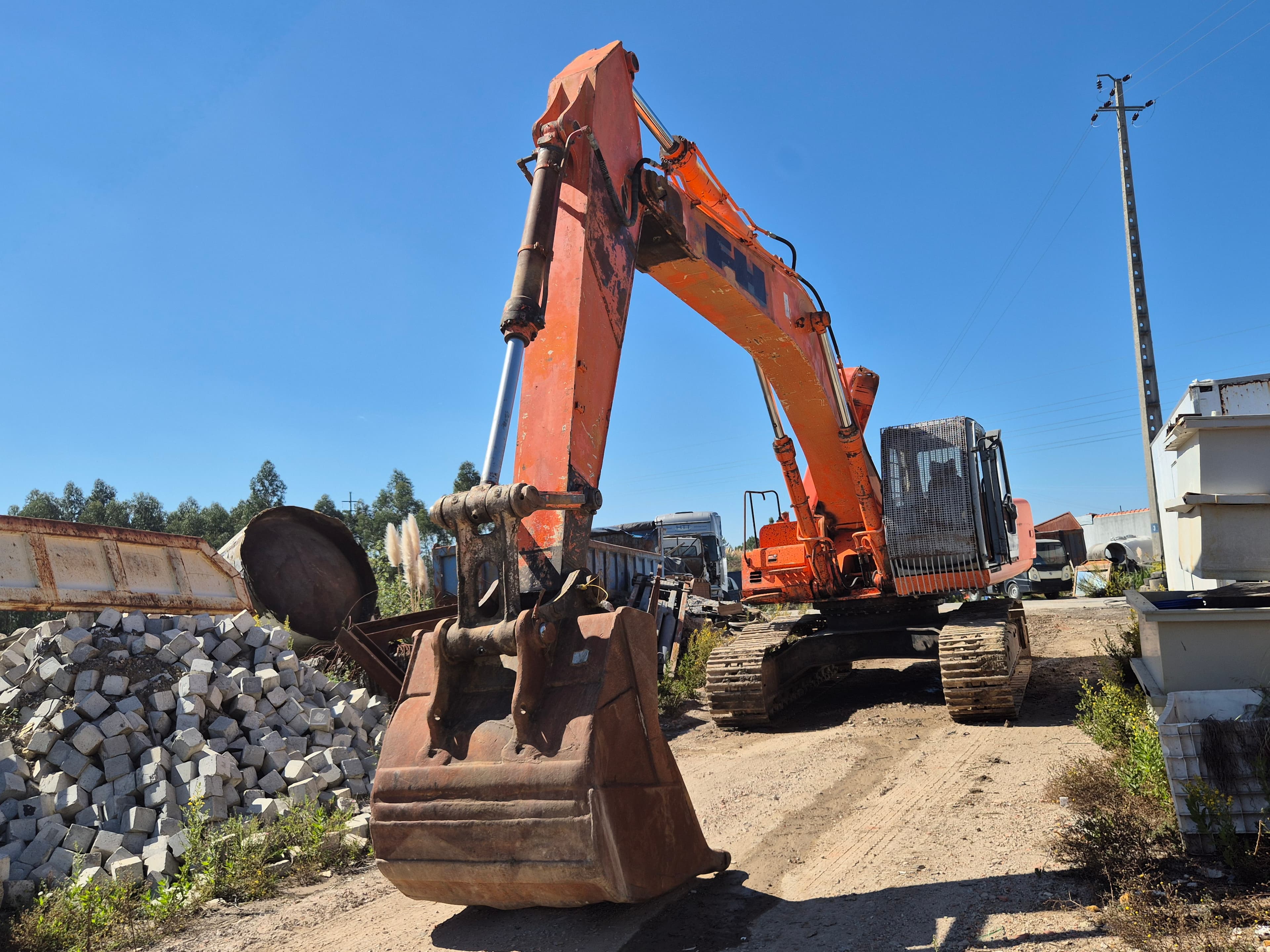 Pelleuse Hitachi · Année 2002 — image 1