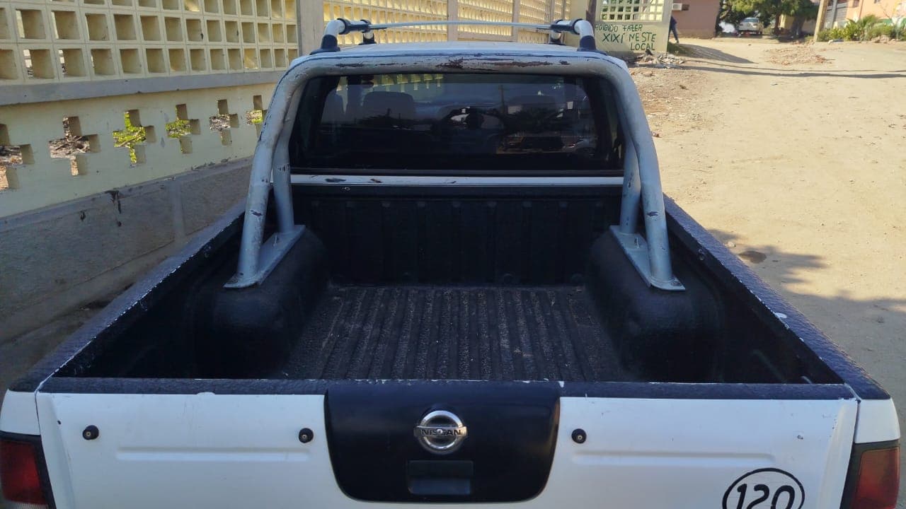 Nissan Hardbody 2.95m - 2013 — image 8