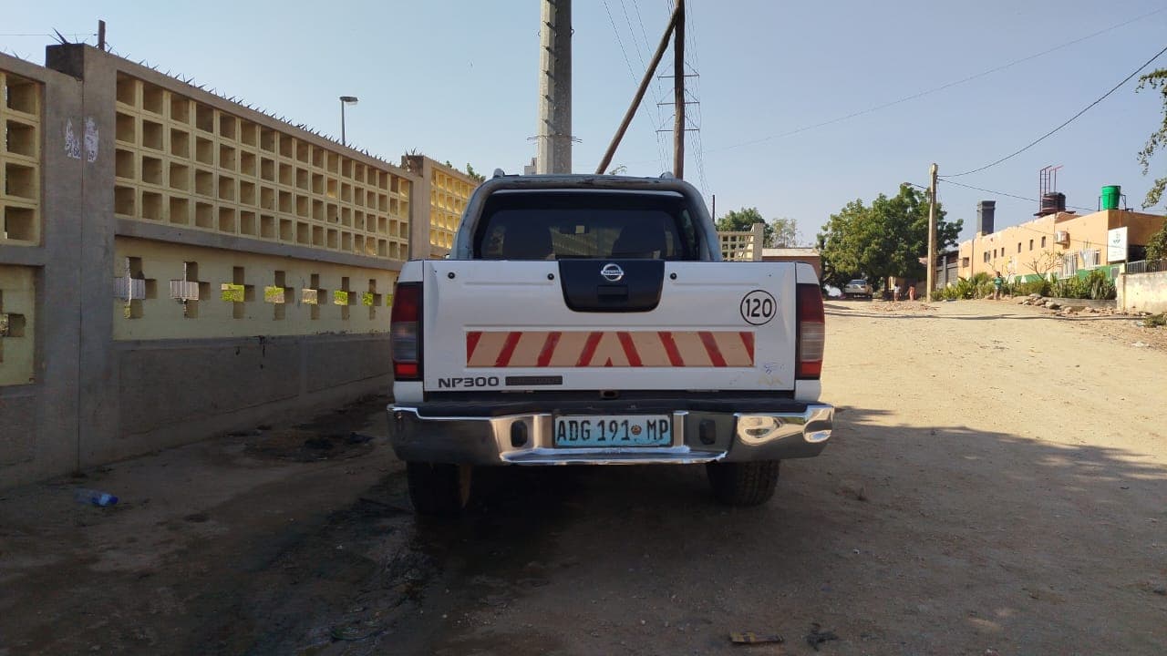 Nissan Hardbody 2.95m - 2013 — image 7