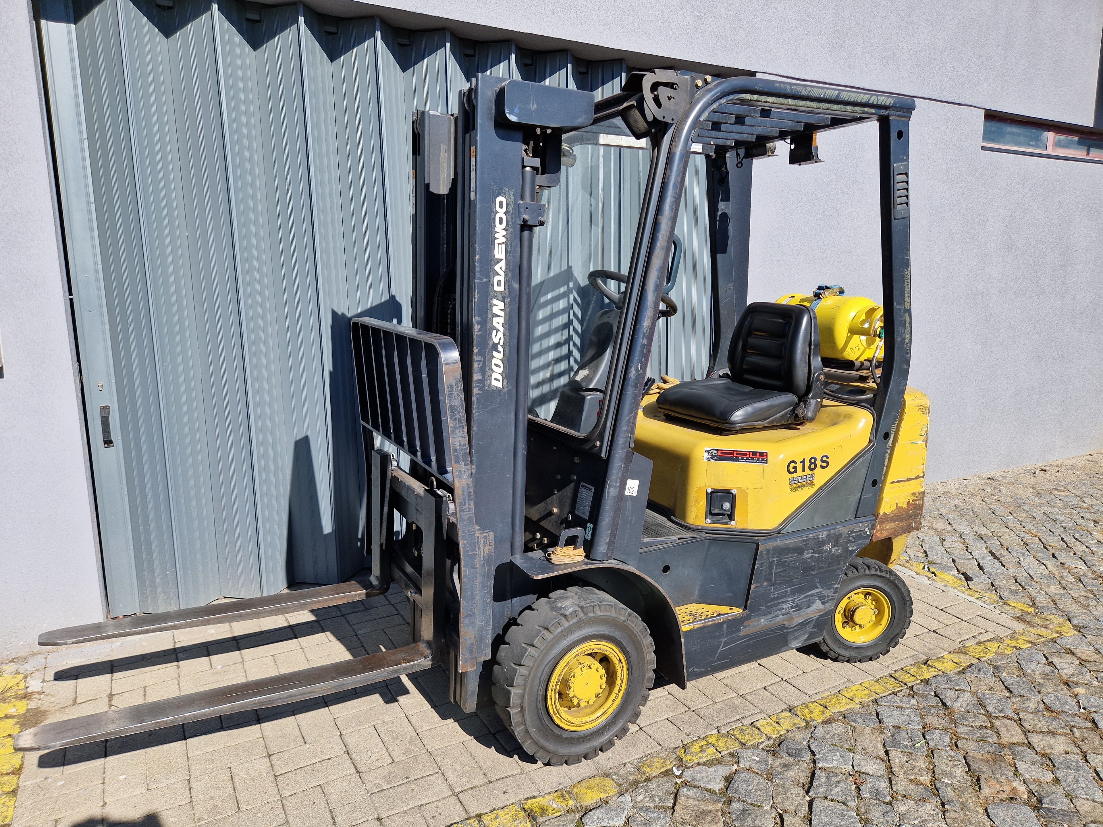 Empilhador Doosan
