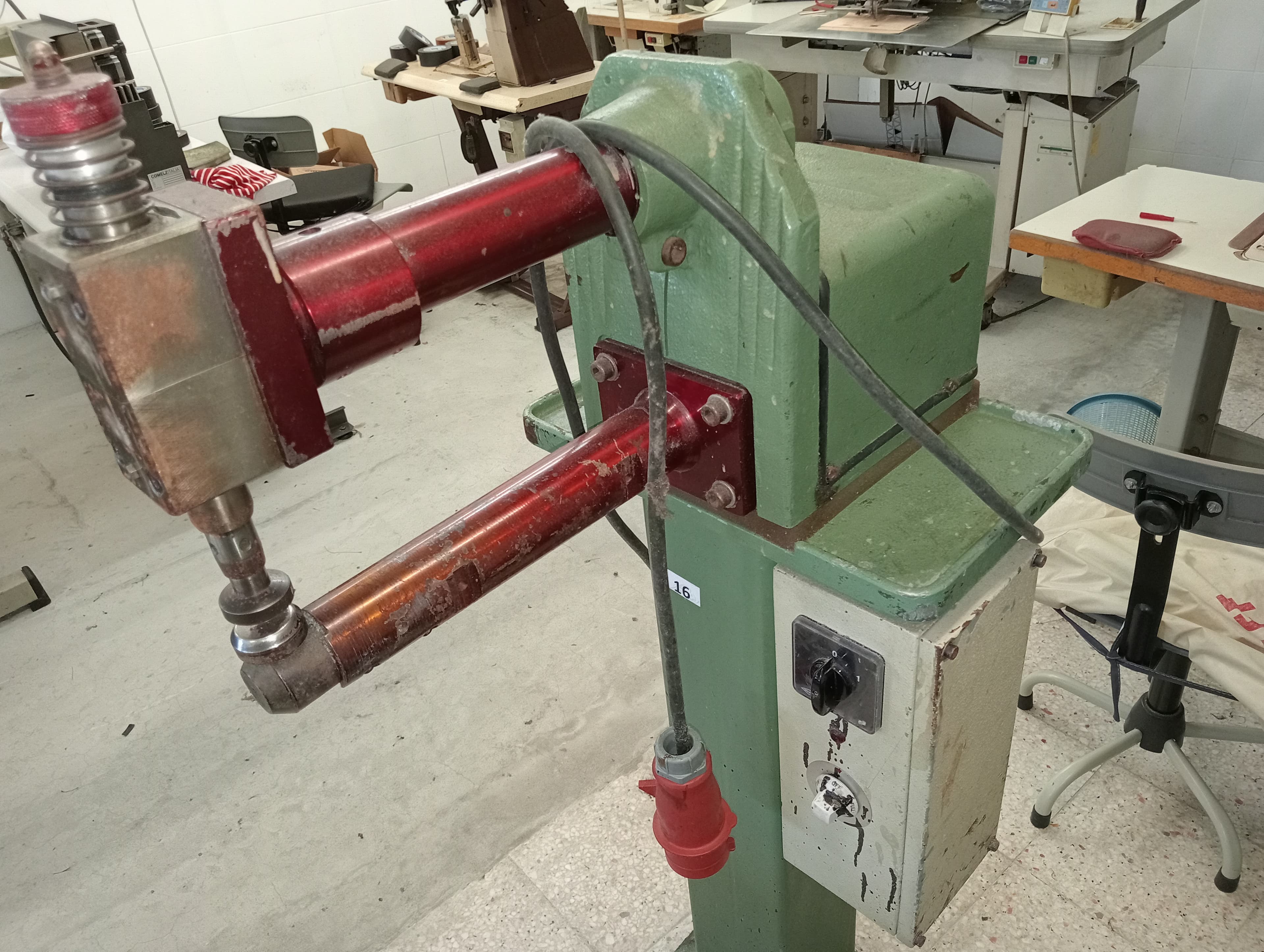 Equipment for the Footwear Industry — image 3