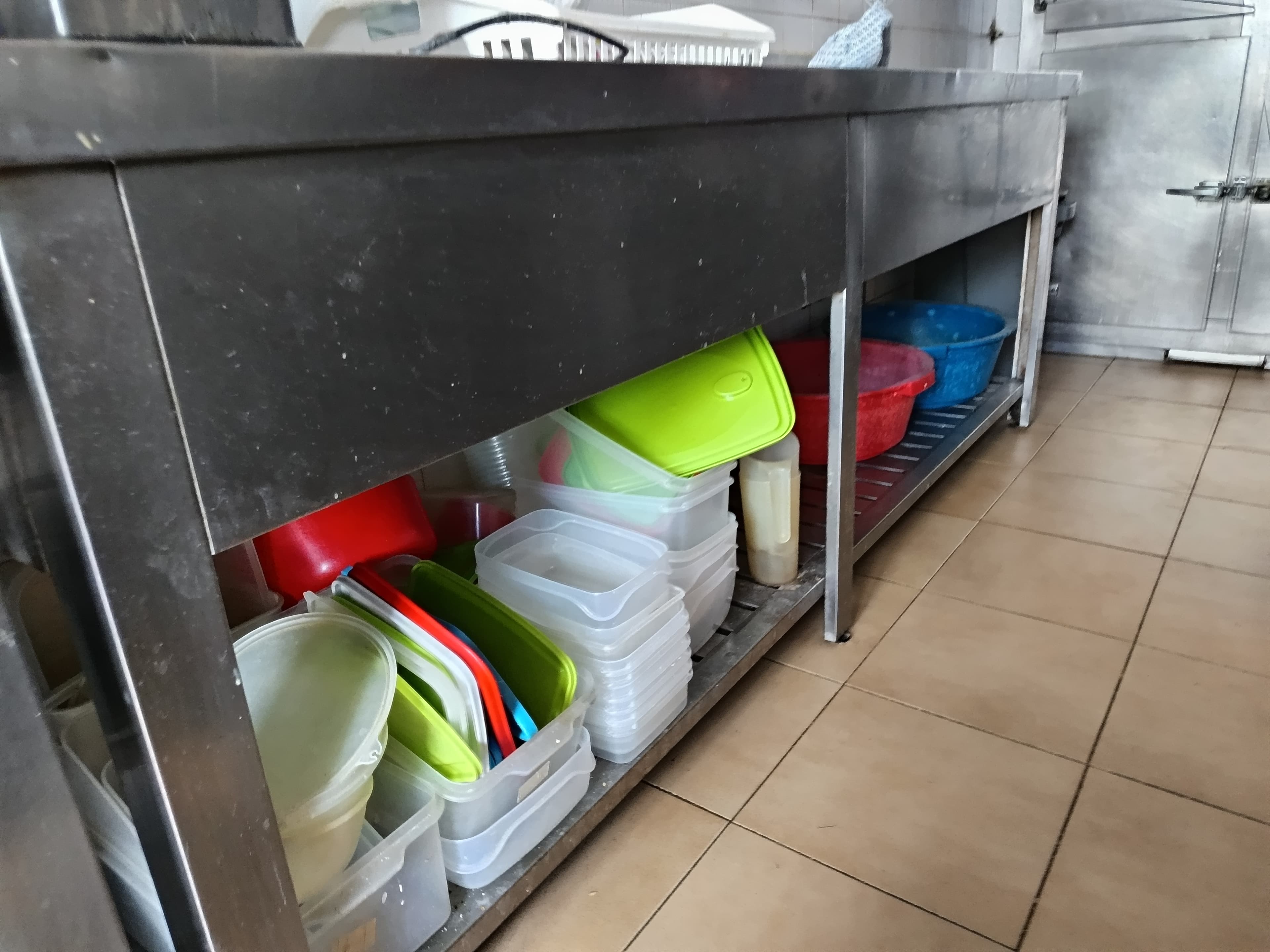 Bancada e estante — image 4