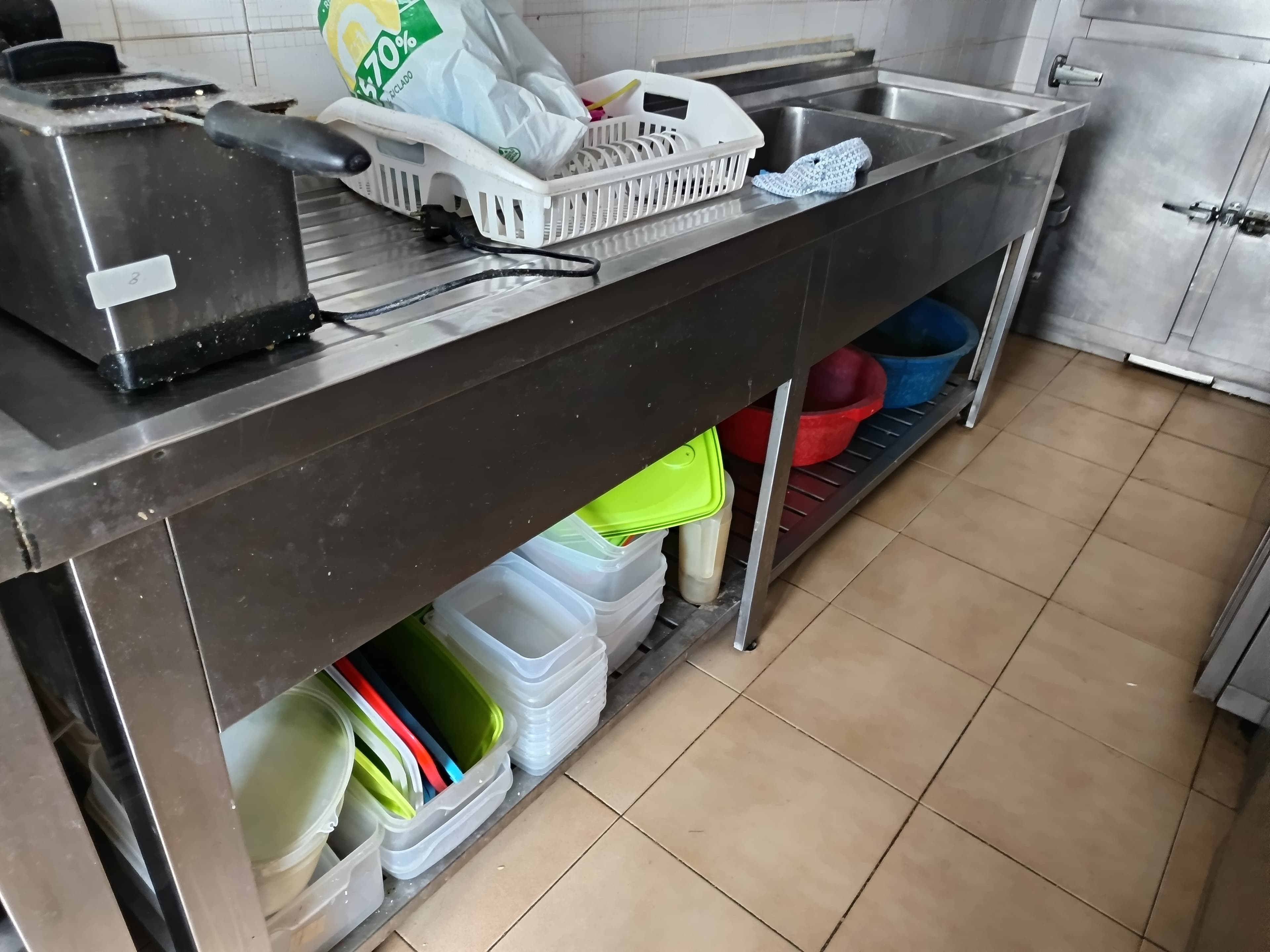 Bancada e estante — image 1