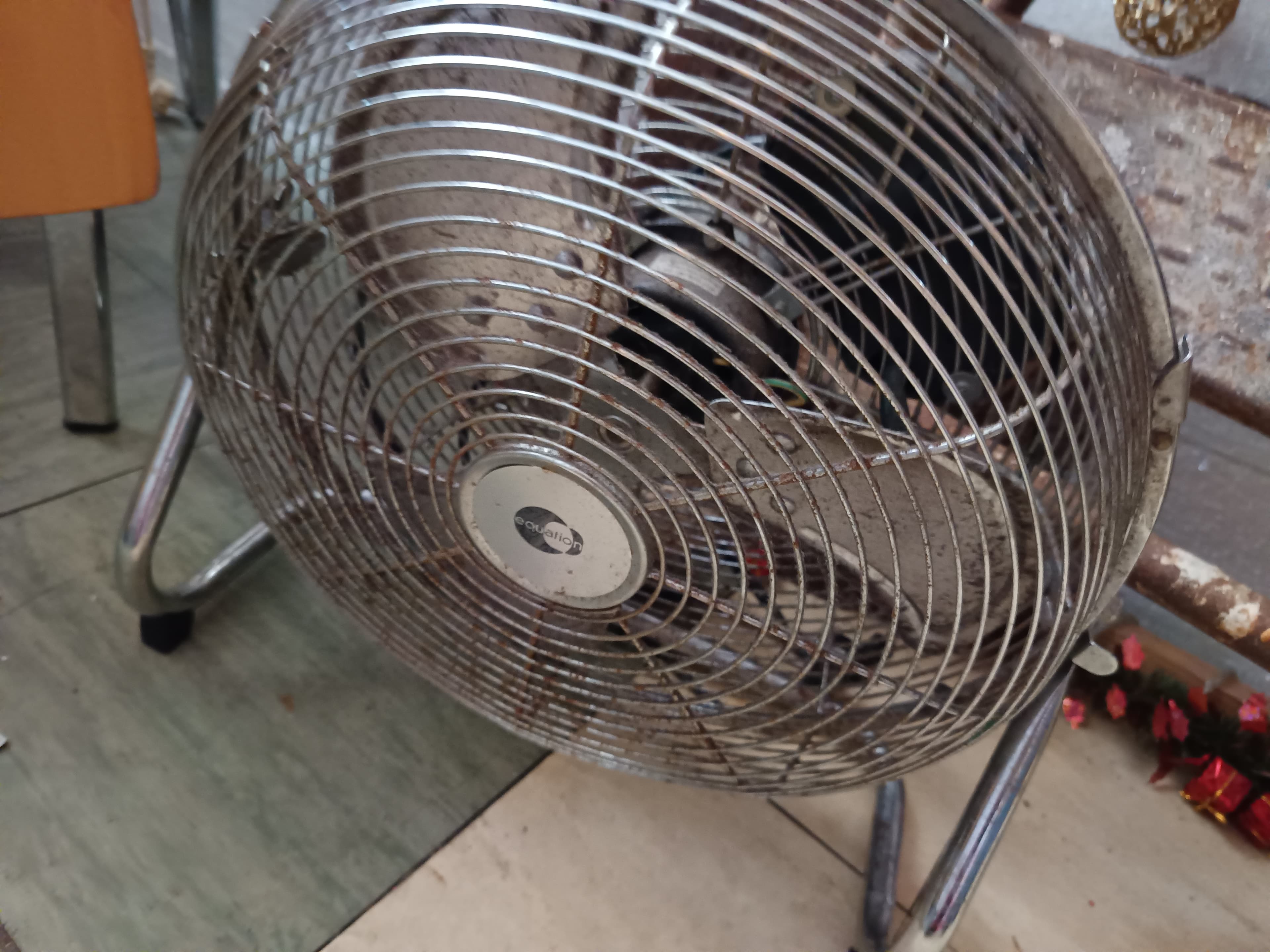 Varinha mágica, utensílios, fritadeira e ventilador. — image 15