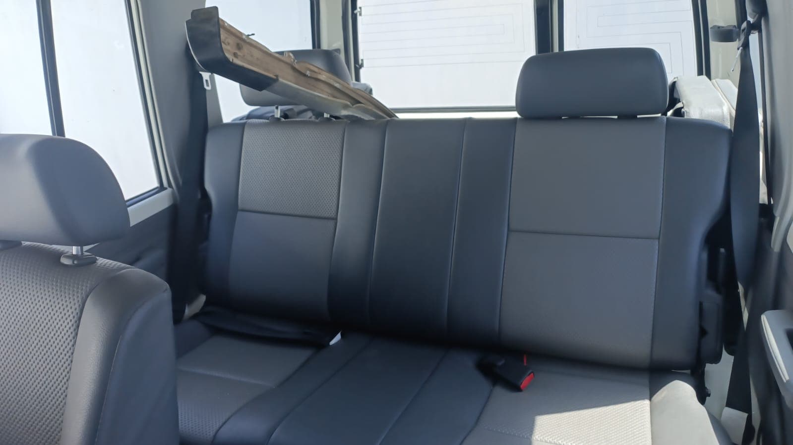 Toyota Land Cruiser HZ — image 14