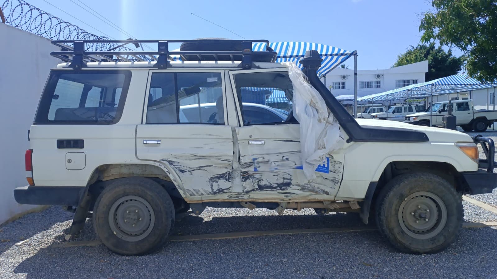 Toyota Land Cruiser HZ — image 3