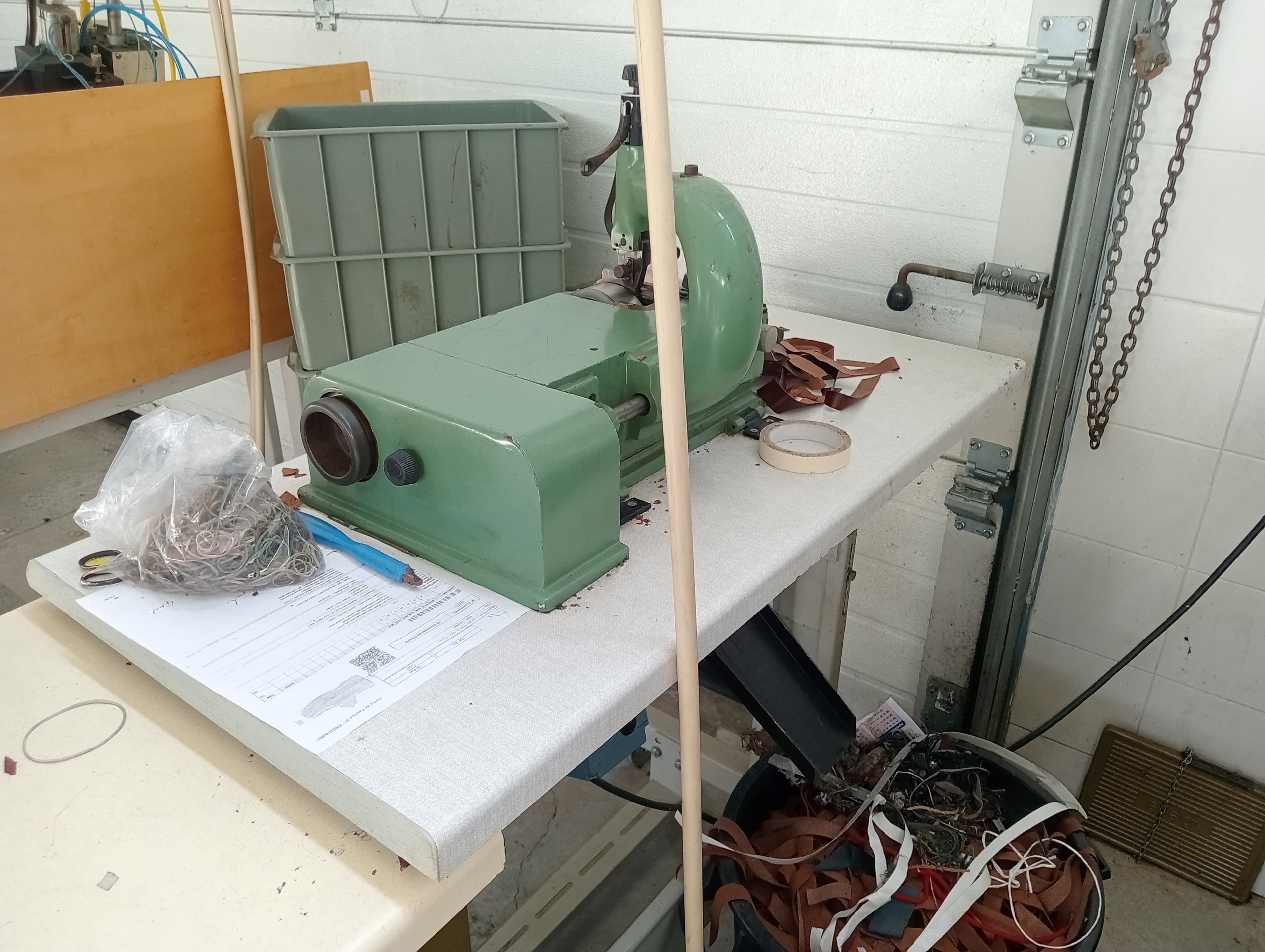 Machine de vulcanisation de bande · Machines de façonnage — image 5