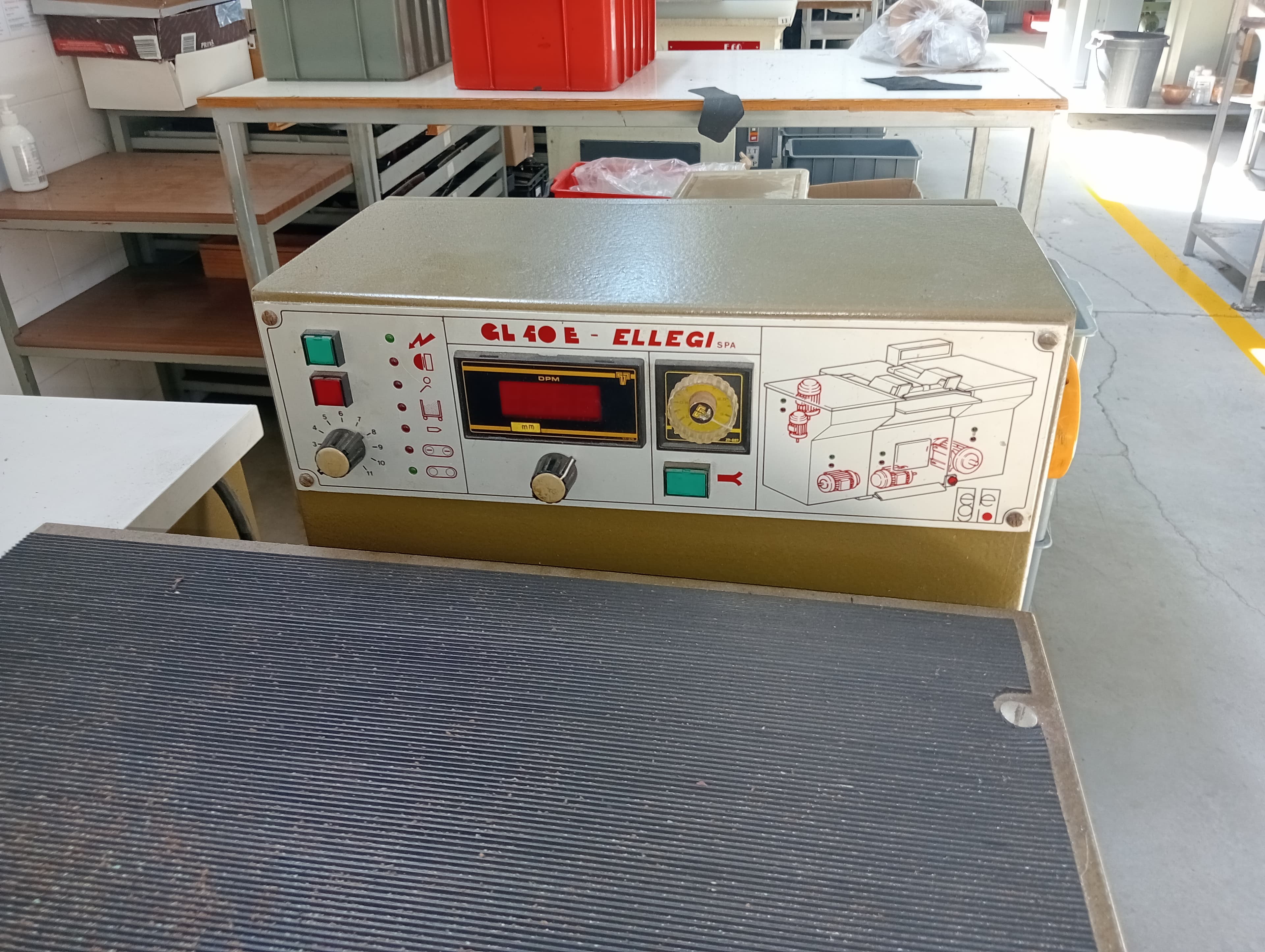 Leveling Machine — image 3