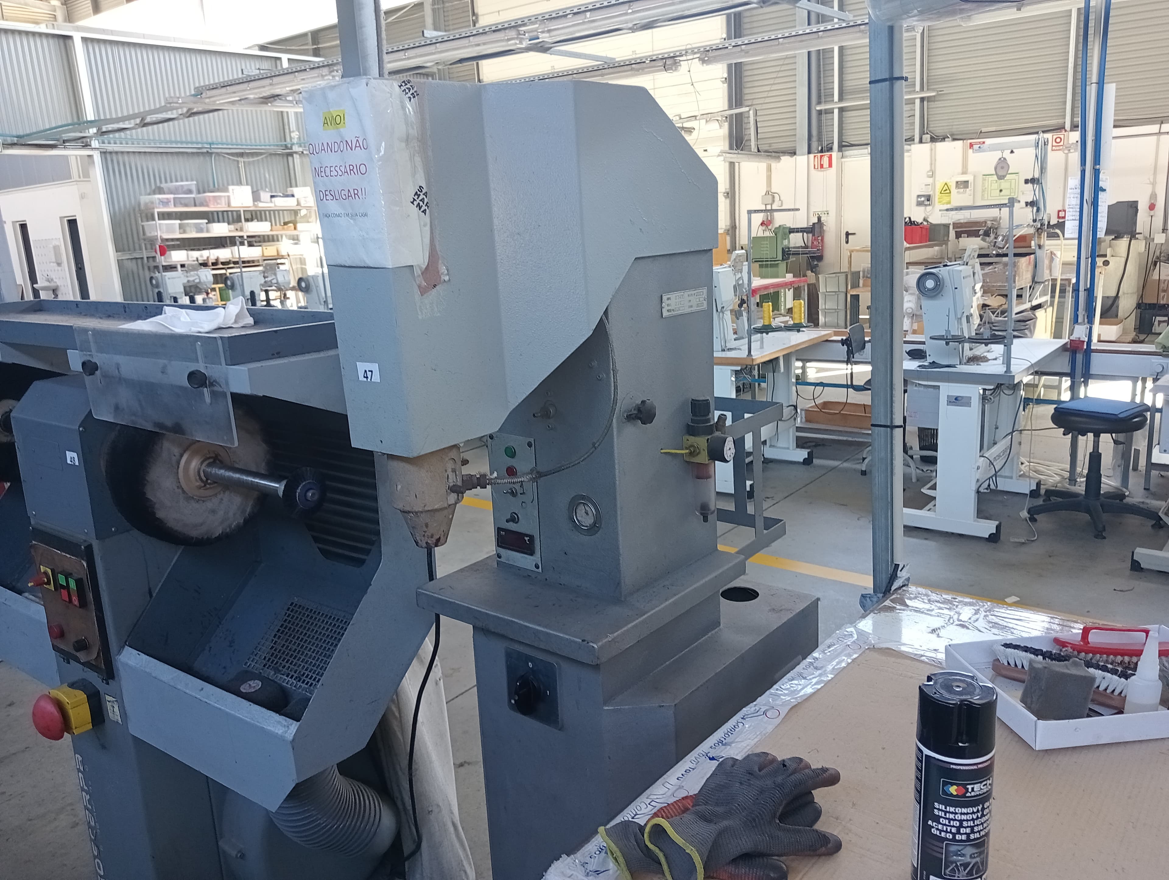 Machine à coudre les semelles · Sifione — image 6