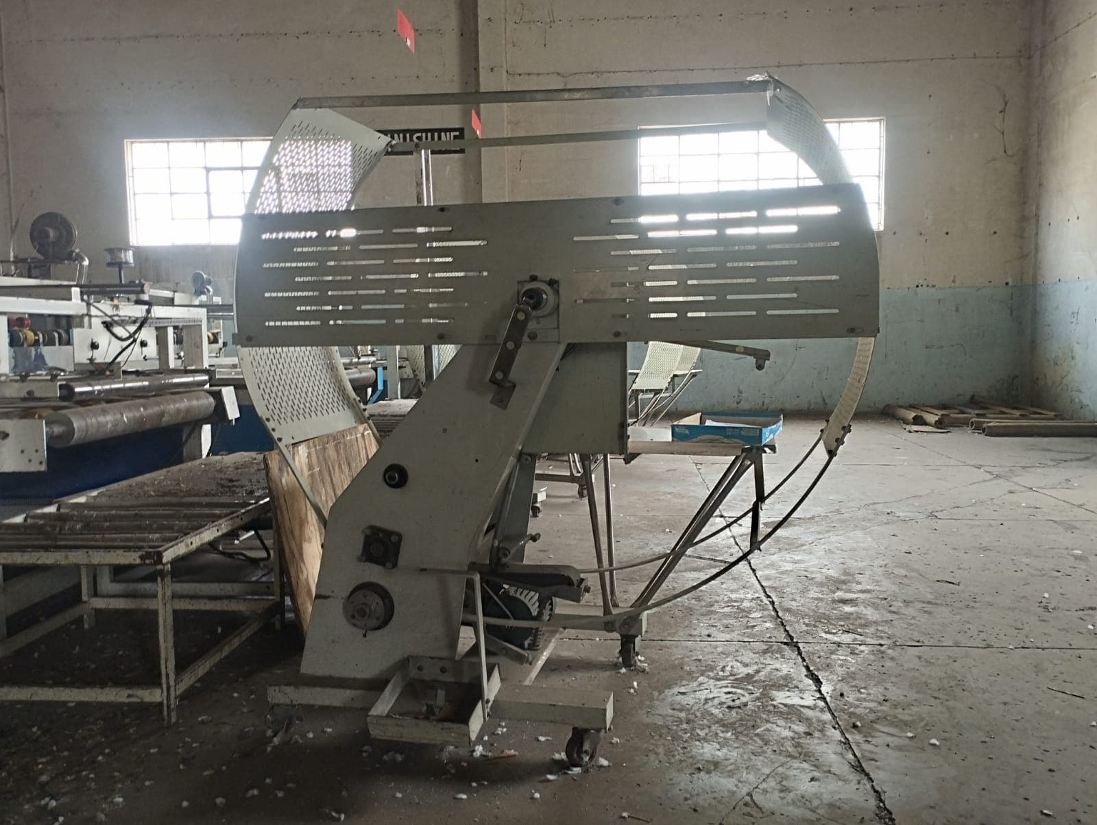 Cardboard Box Factory — image 161