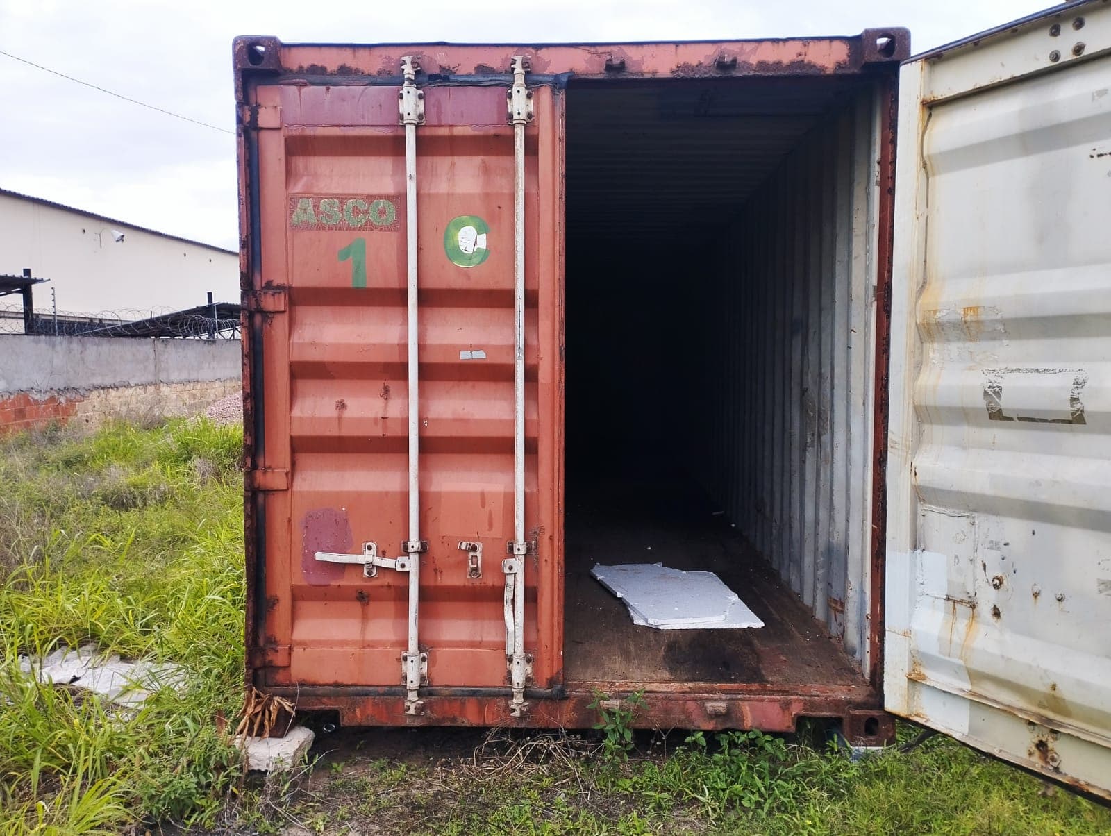 Cardboard Box Factory — image 53