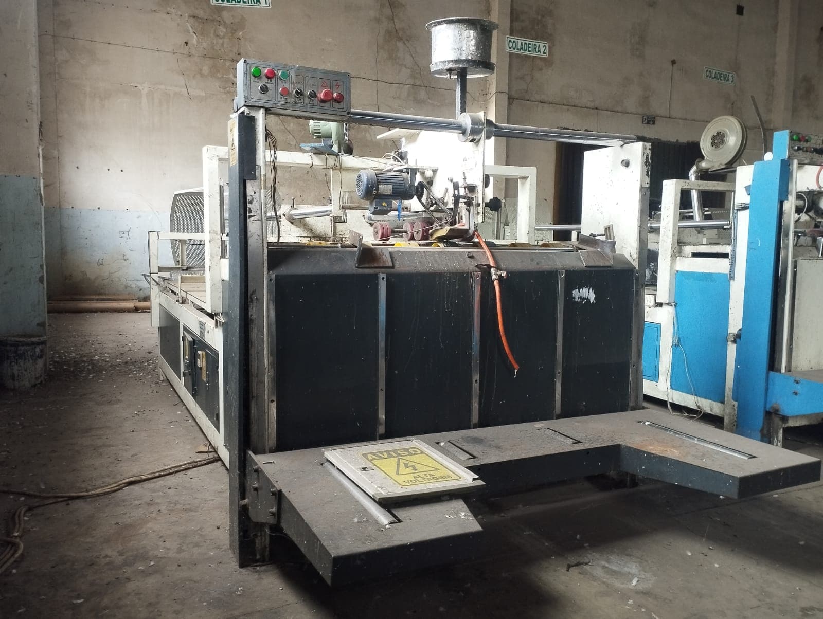 Cardboard Box Factory — image 9