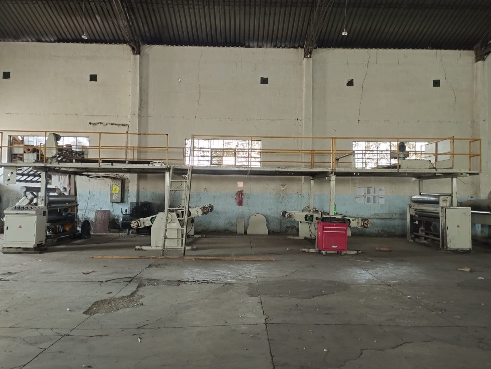 Cardboard Box Factory — image 92