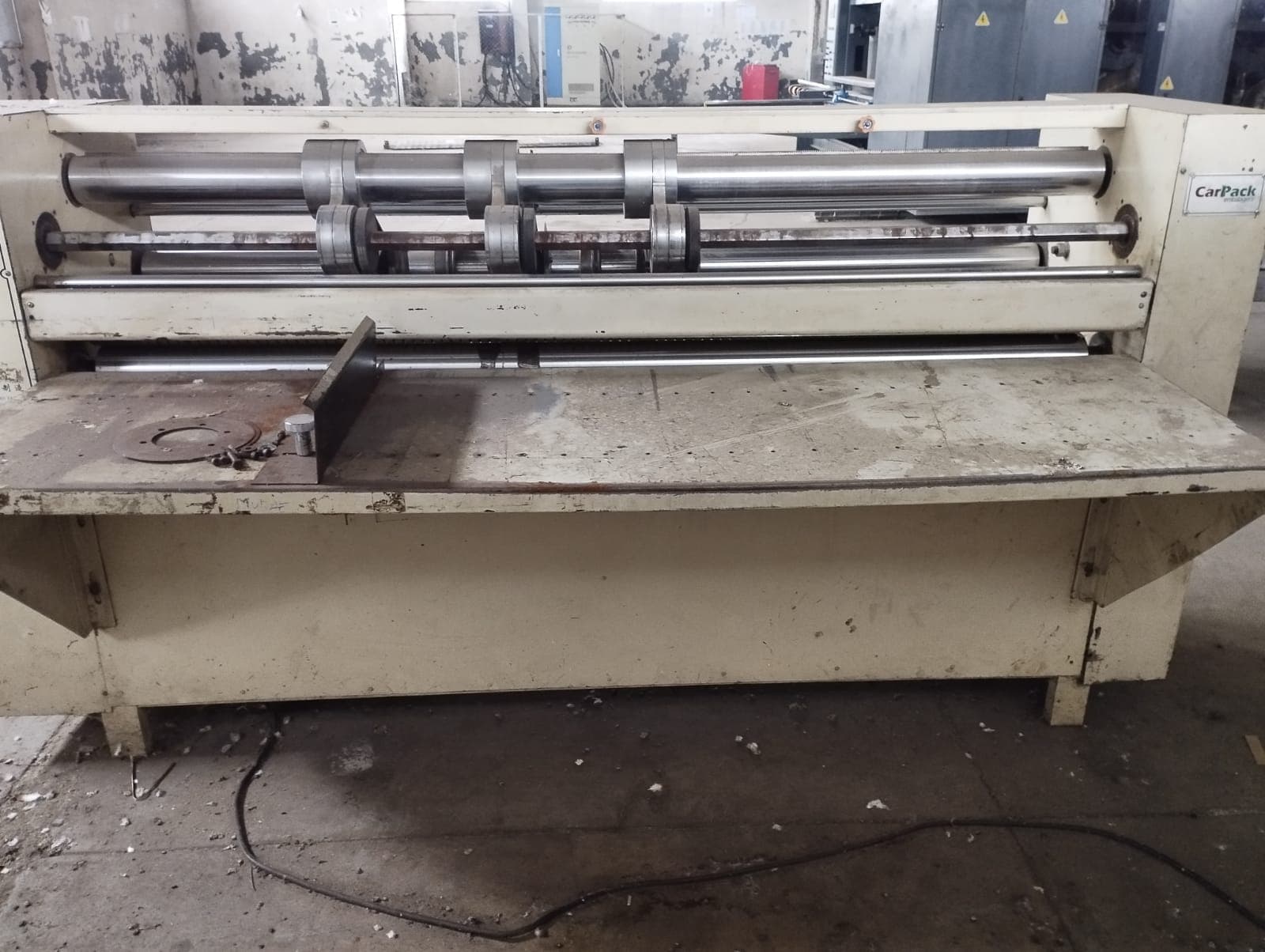 Cardboard Box Factory — image 78