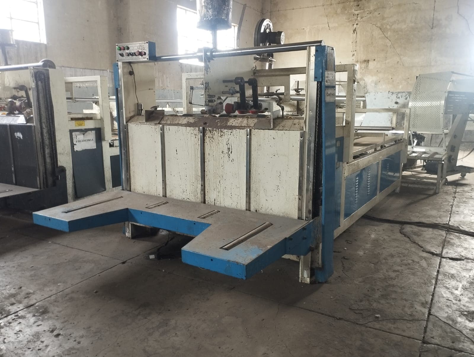 Cardboard Box Factory — image 5