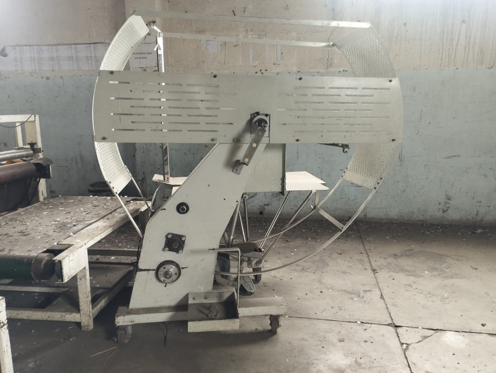 Cardboard Box Factory — image 11