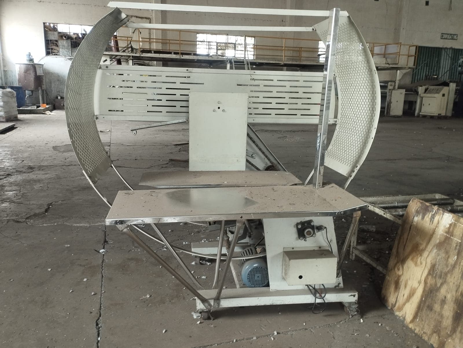 Cardboard Box Factory — image 152
