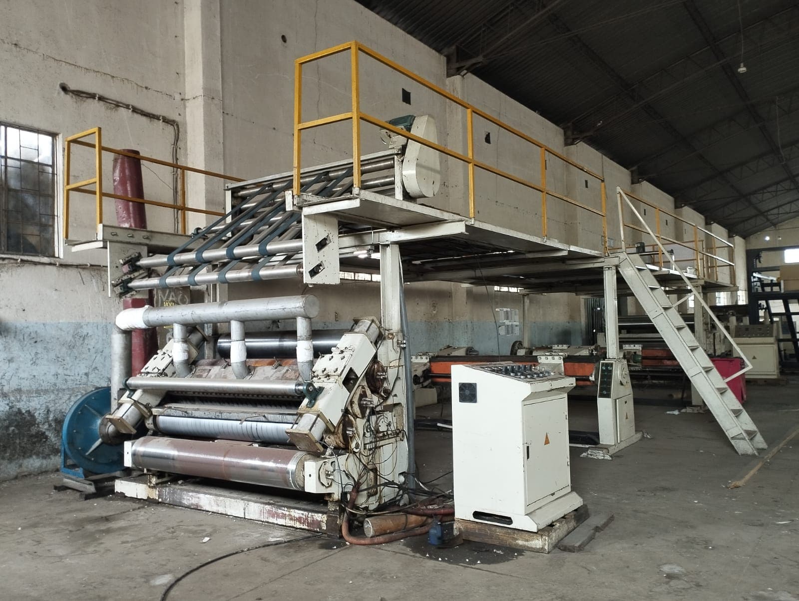 Cardboard Box Factory — image 93