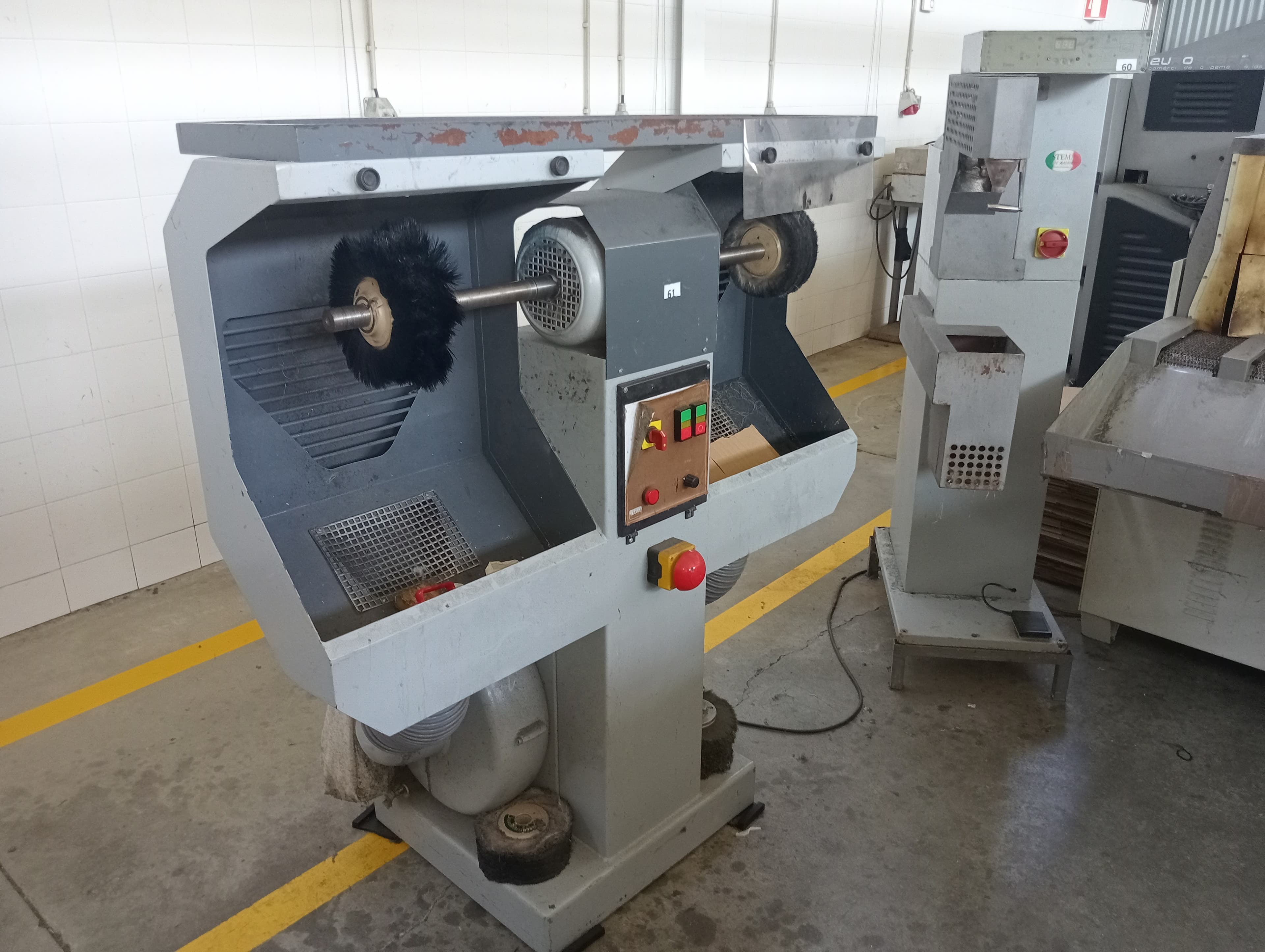 Machine à carder avec aspiration · Four · Sifione — image 7