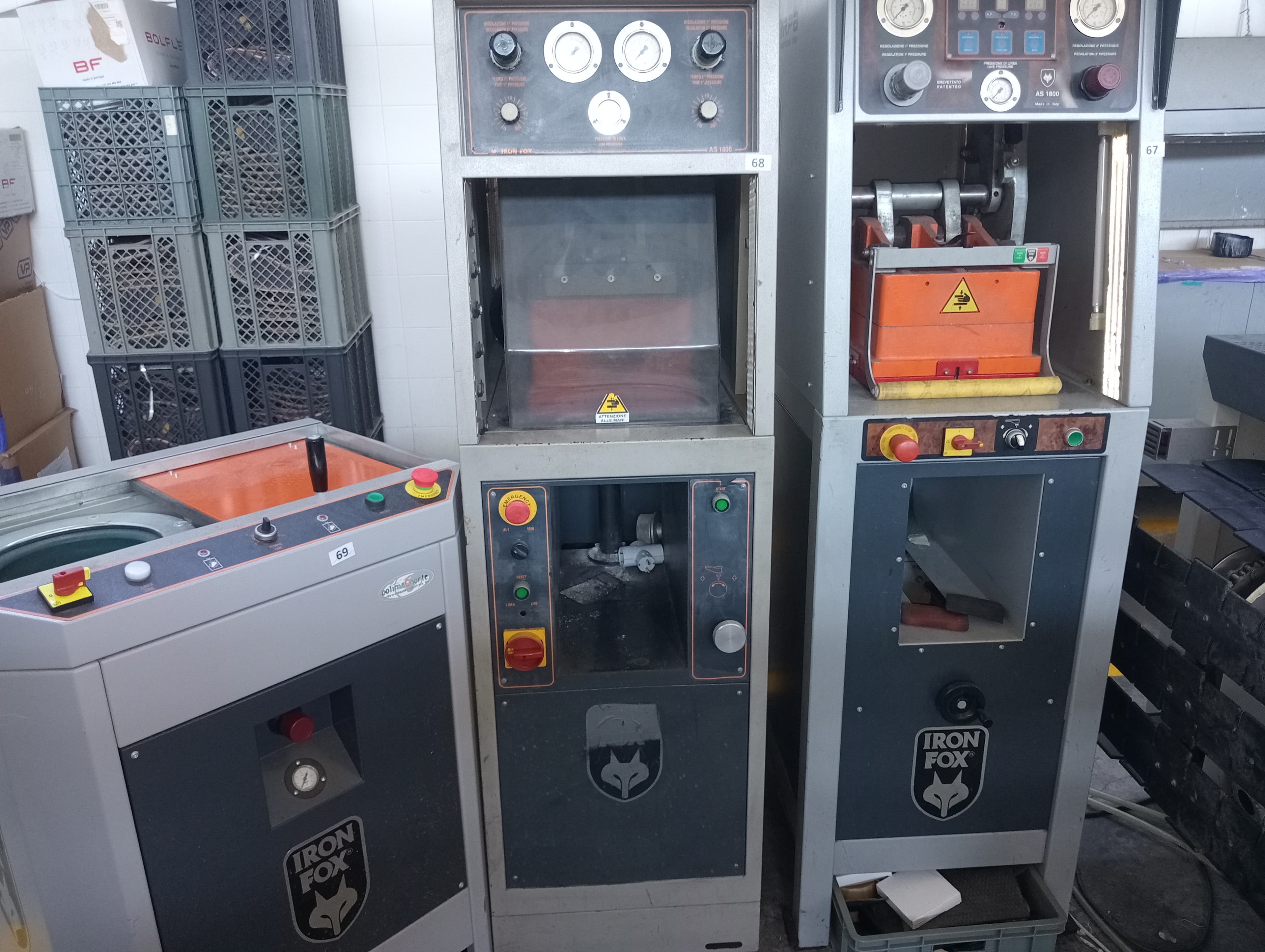 Sole and Vacuum Press · Refrigerator — image 6
