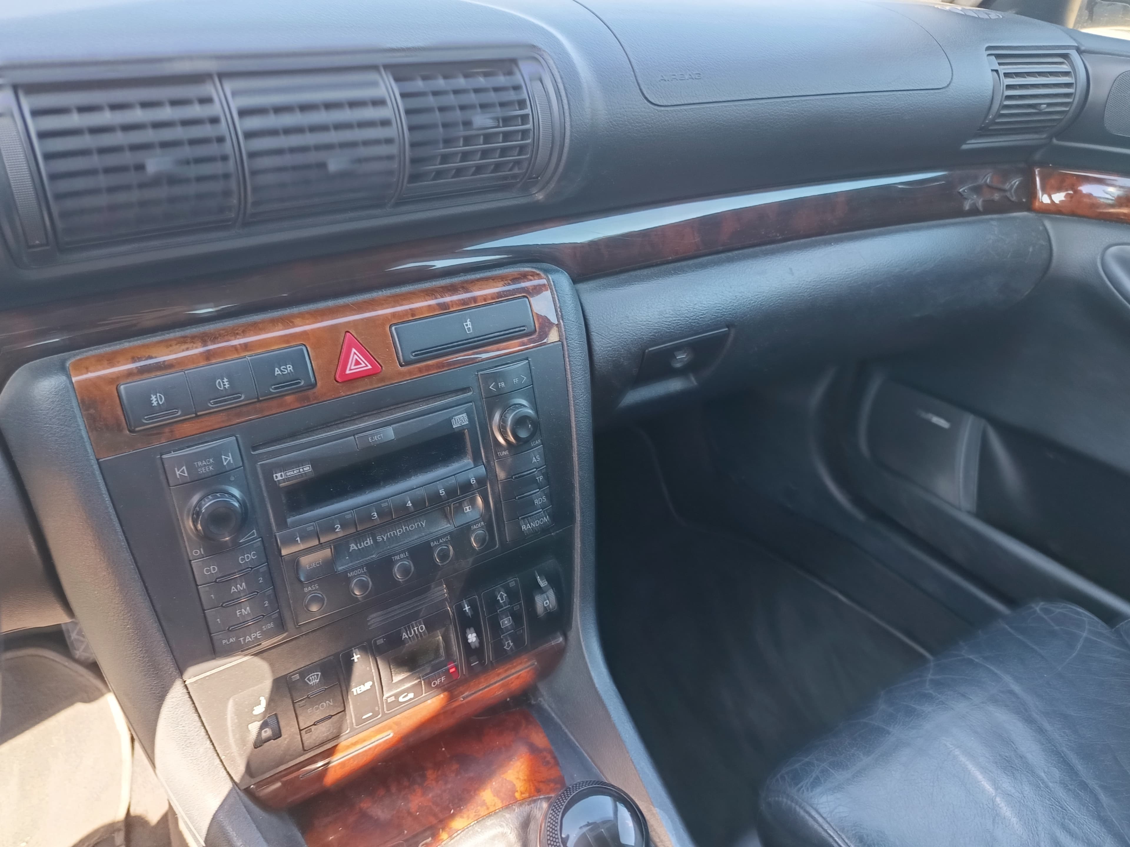 Audi A4 · Année 2000 — image 37