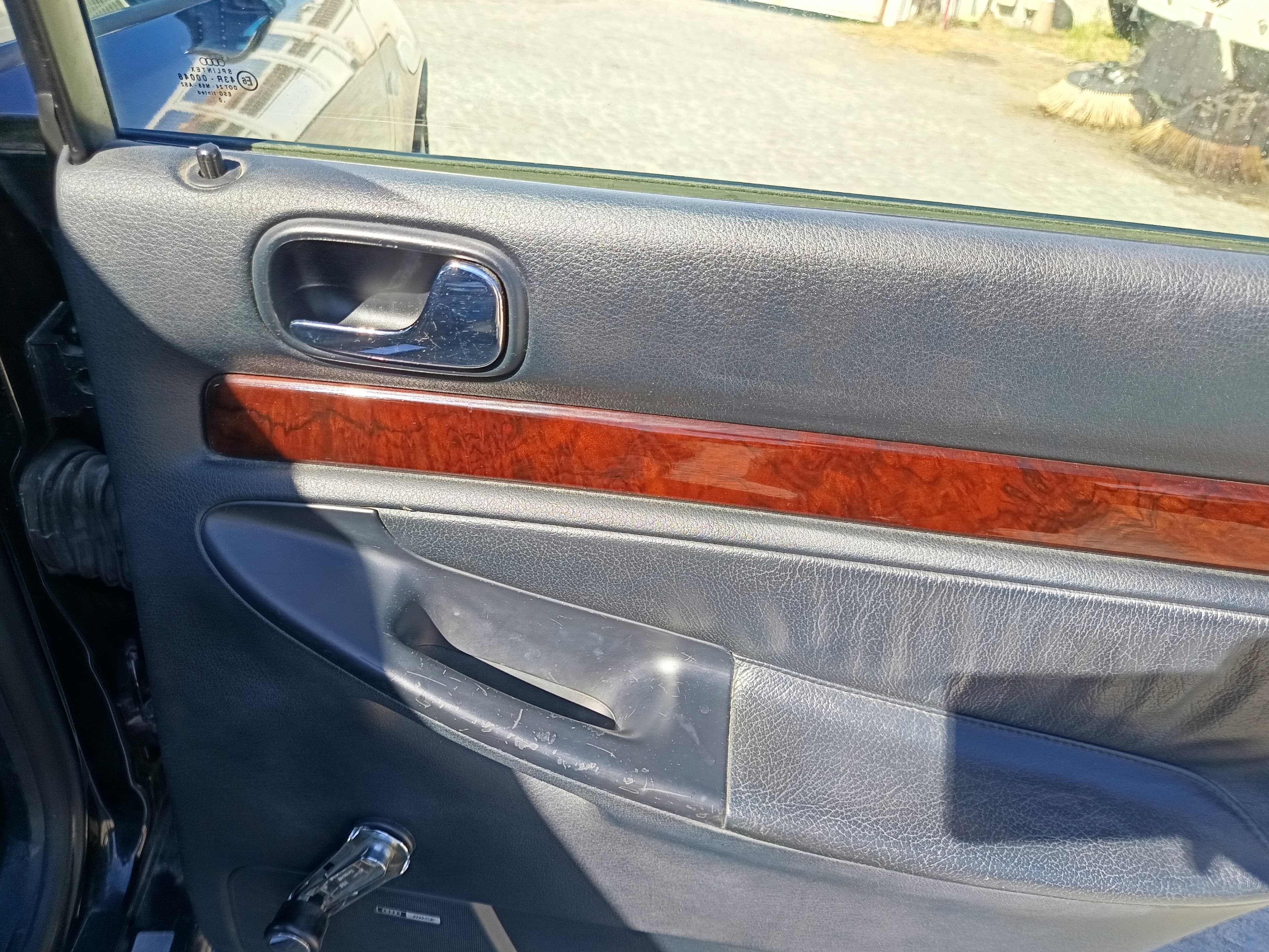 Audi A4 · Année 2000 — image 23