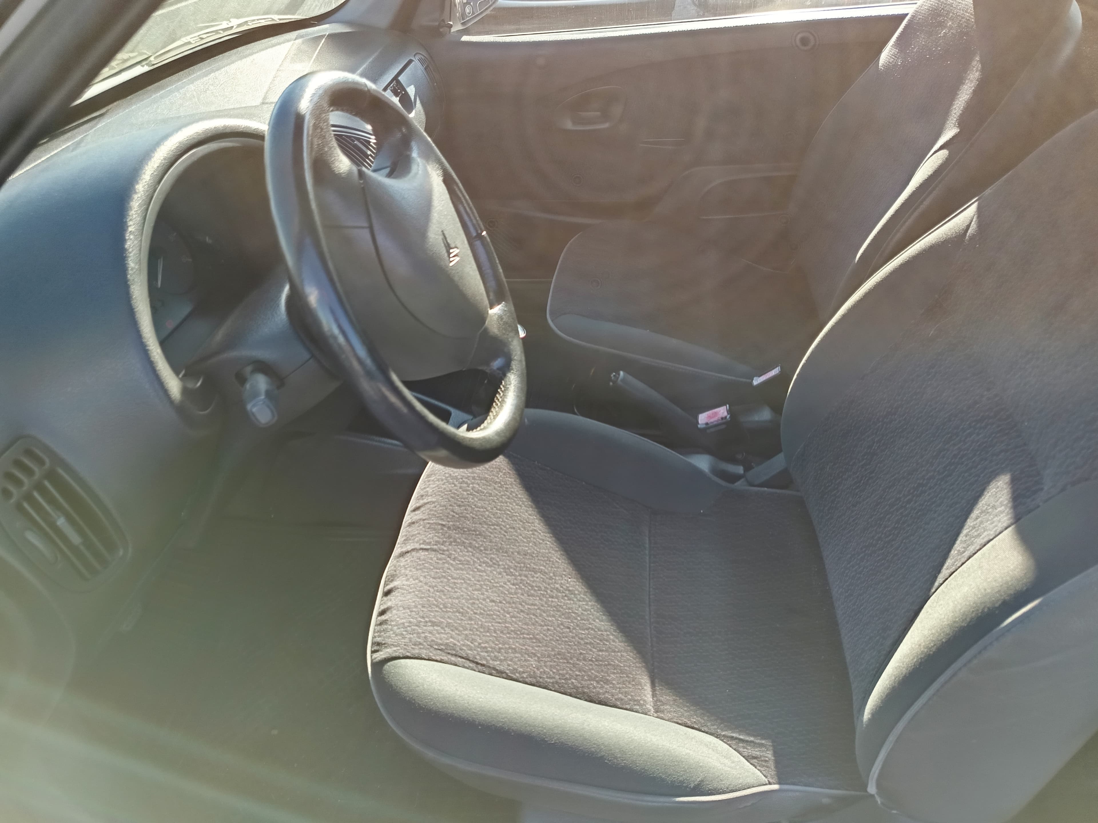 Citroën Saxoën Saxo · Année 1999 — image 23