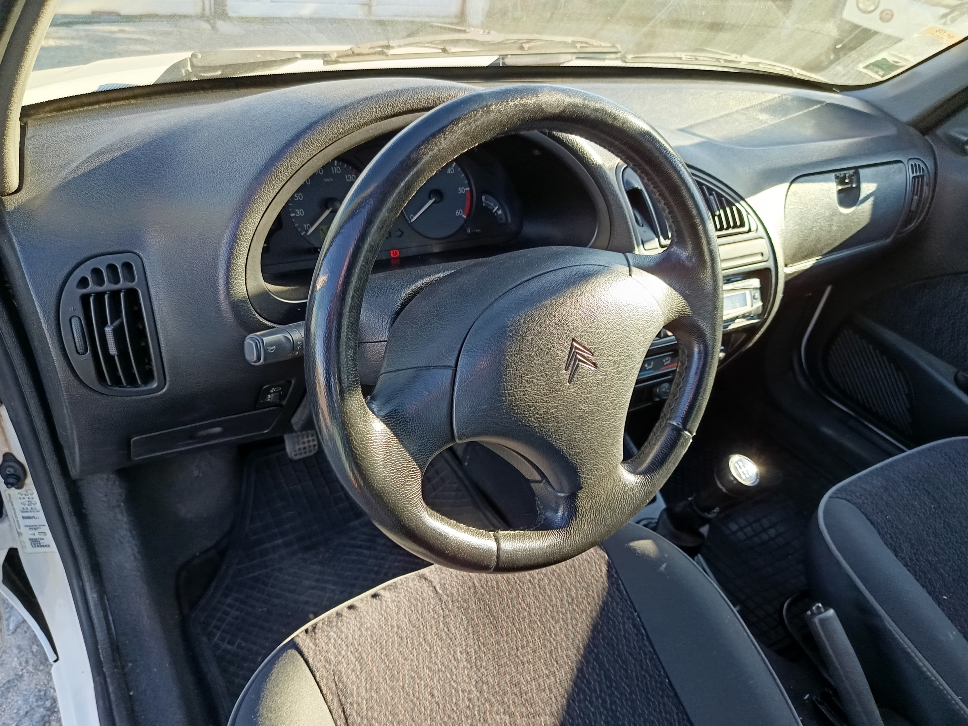 Citroën Saxoën Saxo · Année 1999 — image 25