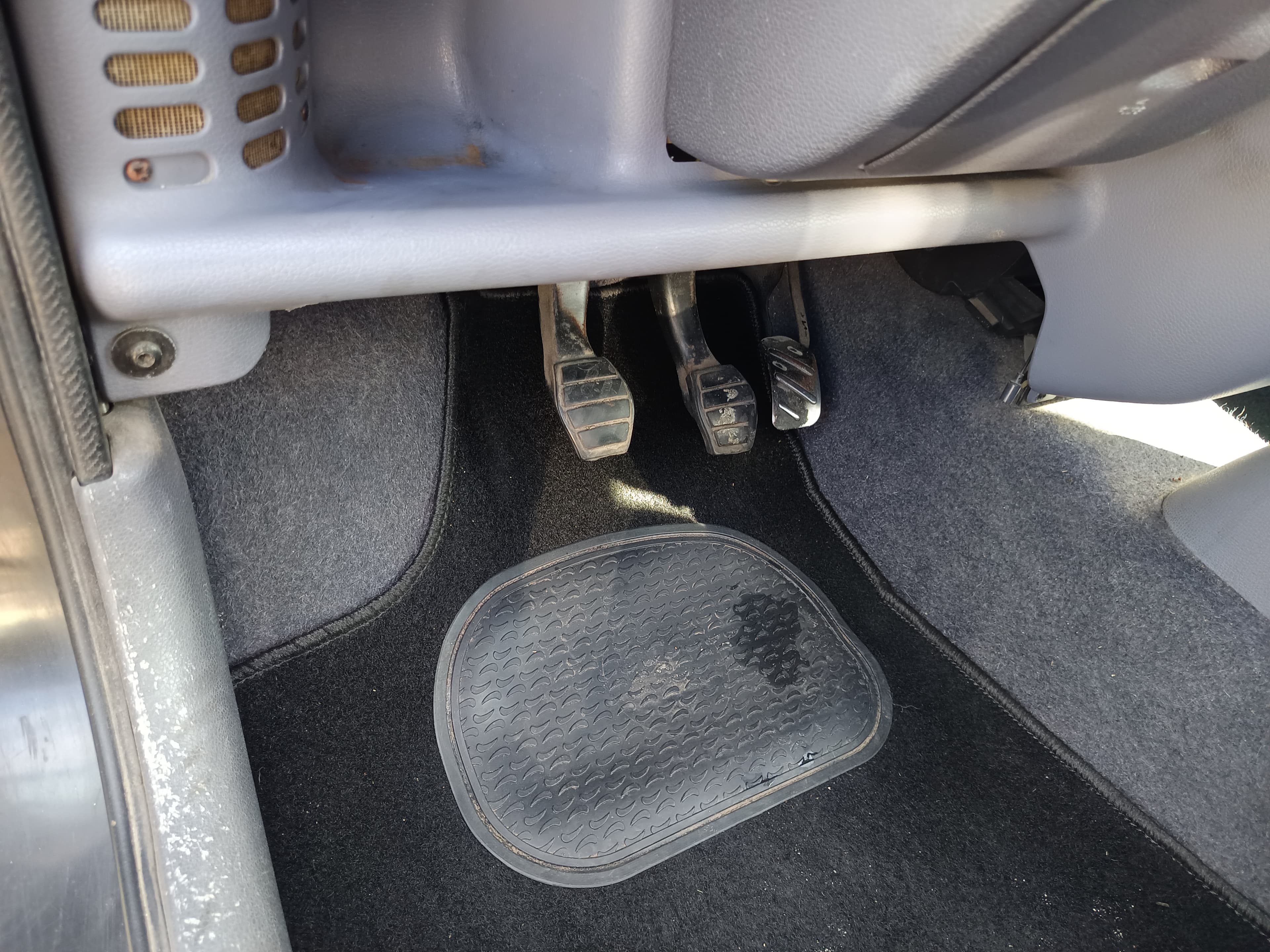 Renault Twingo · Year 1993 — image 29