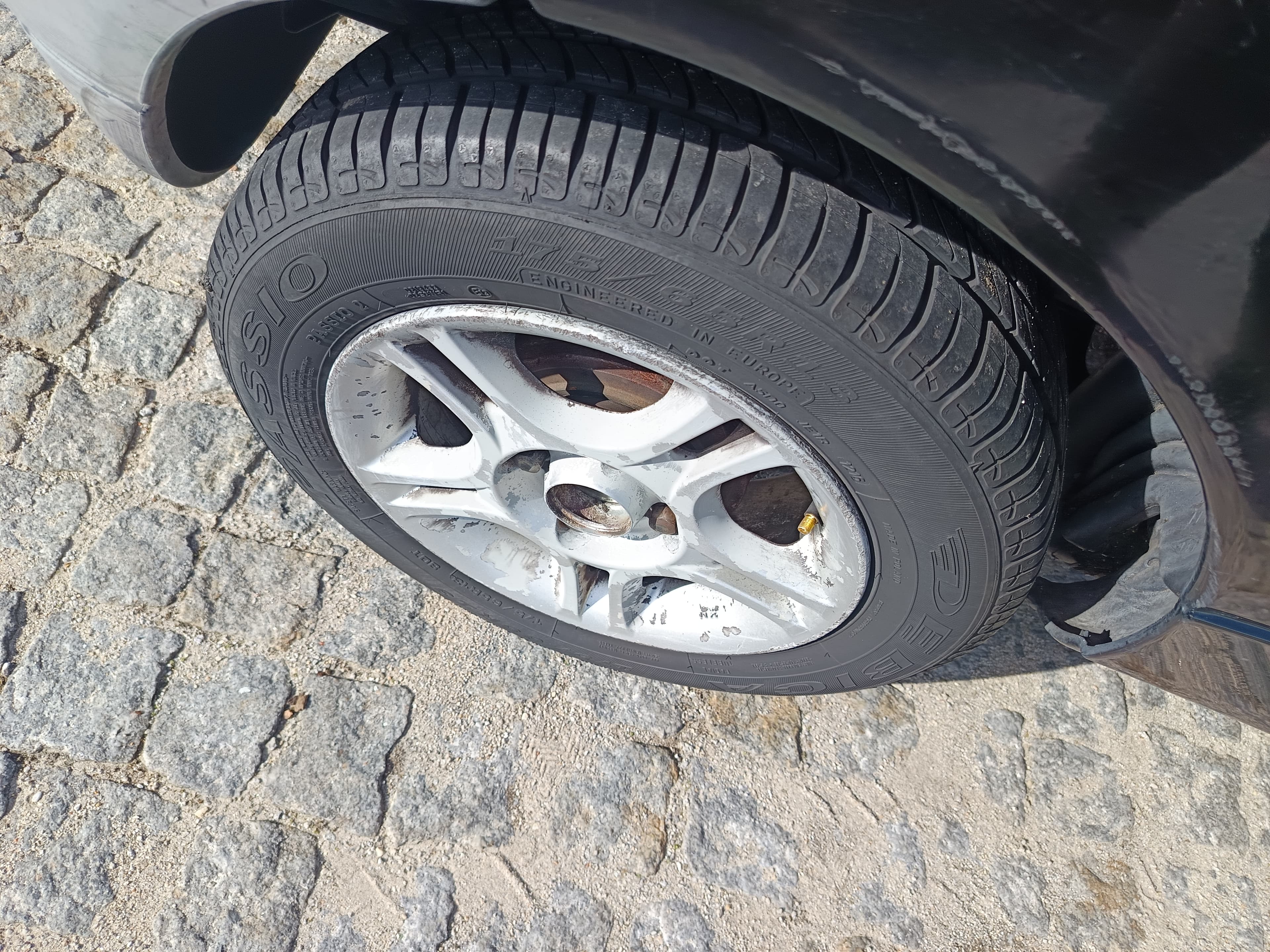 Renault Twingo · Year 1993 — image 8